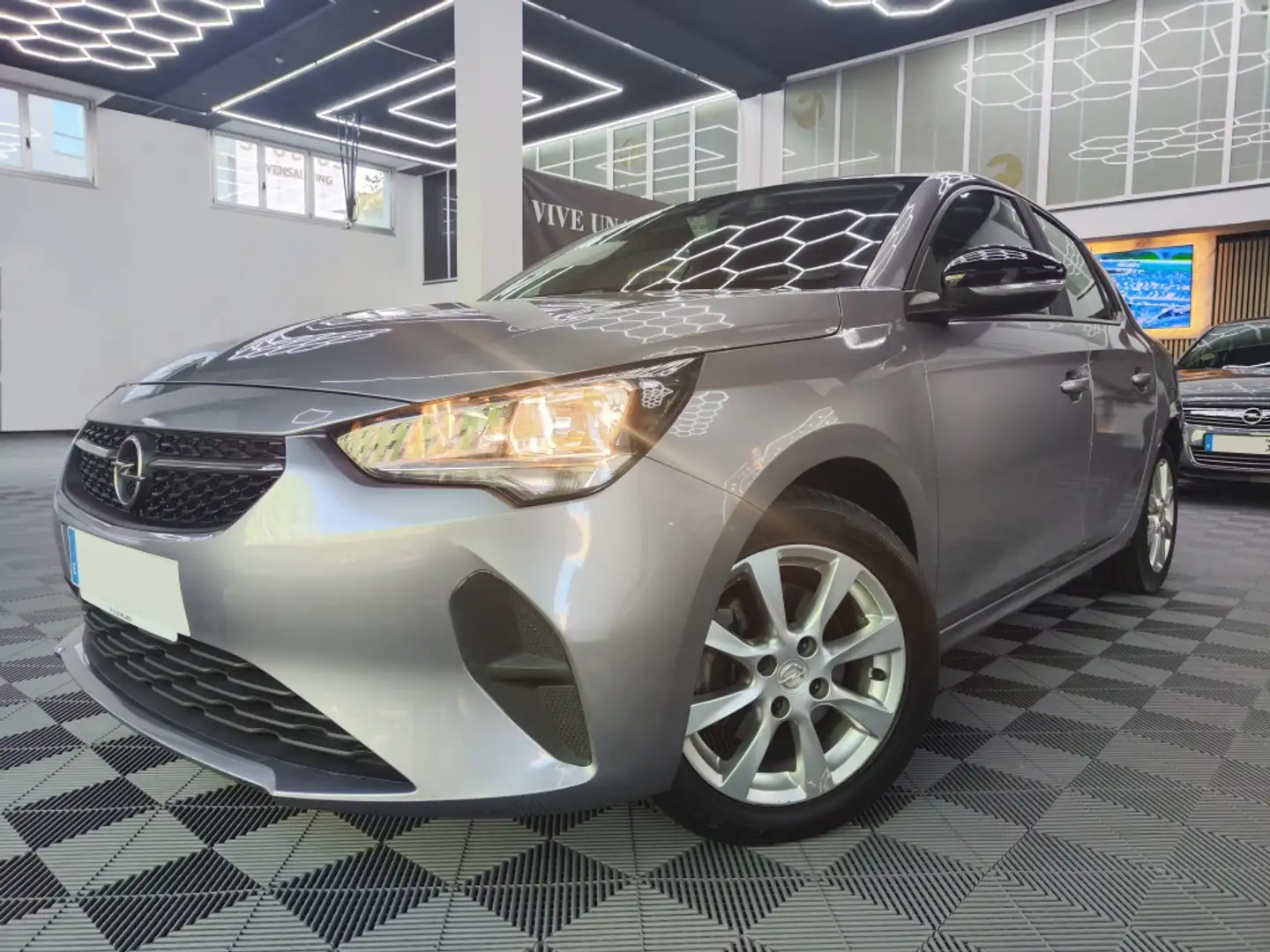 Opel Corsa 1.5D DT S/S Edition 100 Gris - 1