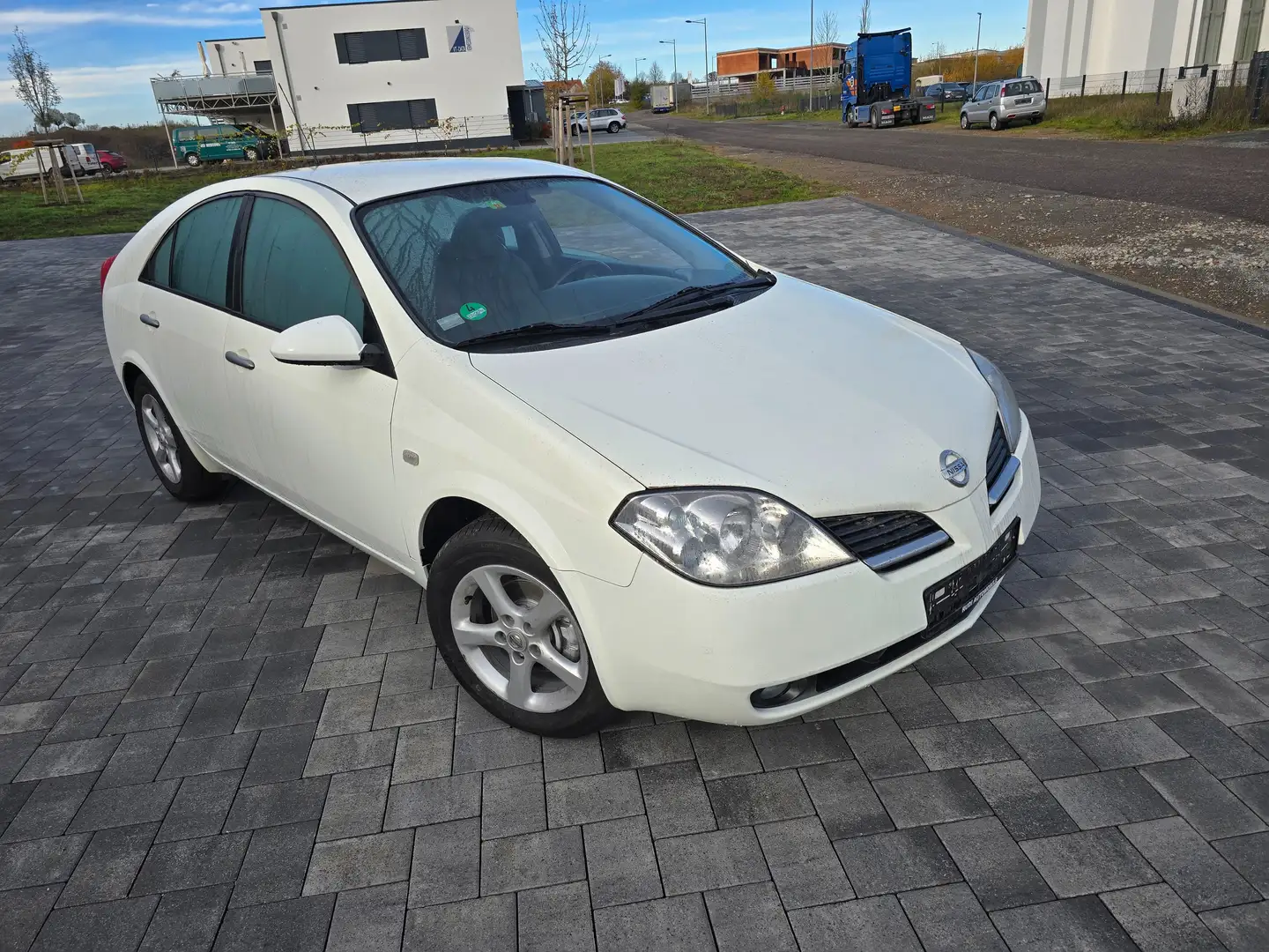 Nissan Primera Acenta Weiß - 2
