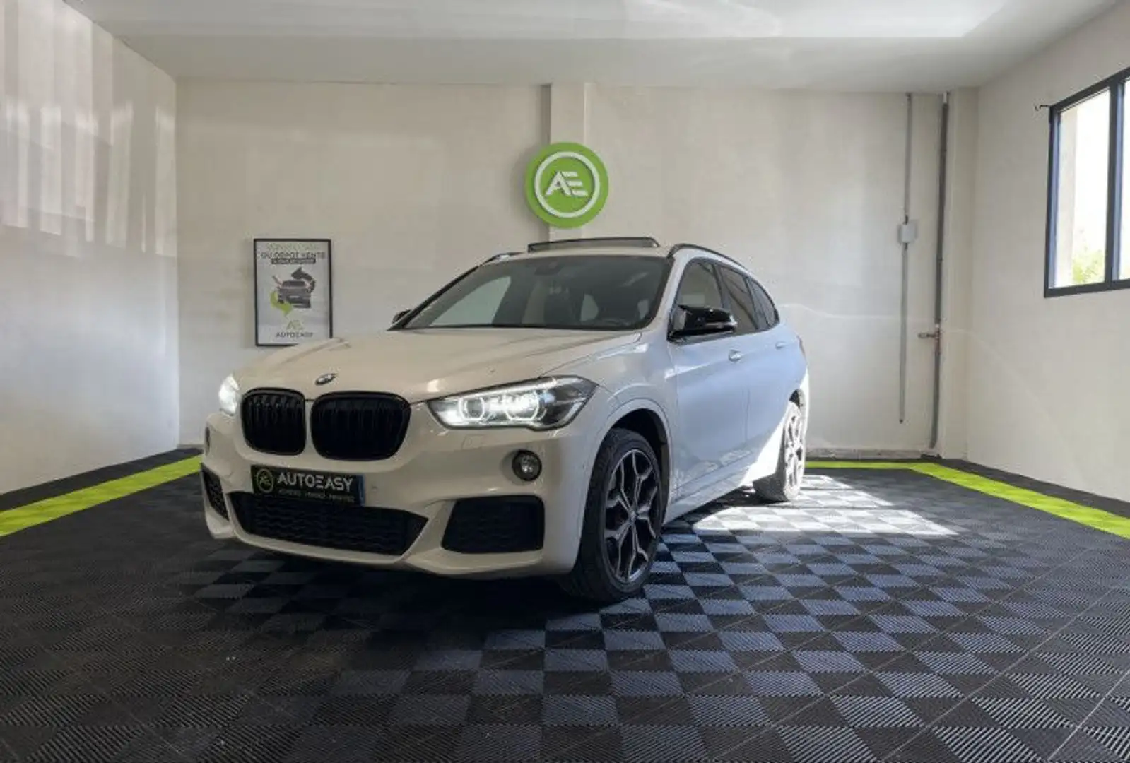 BMW X1 II (F48) xDrive20dA 190ch M Sport / FULL ENTRETIEN Weiß - 1