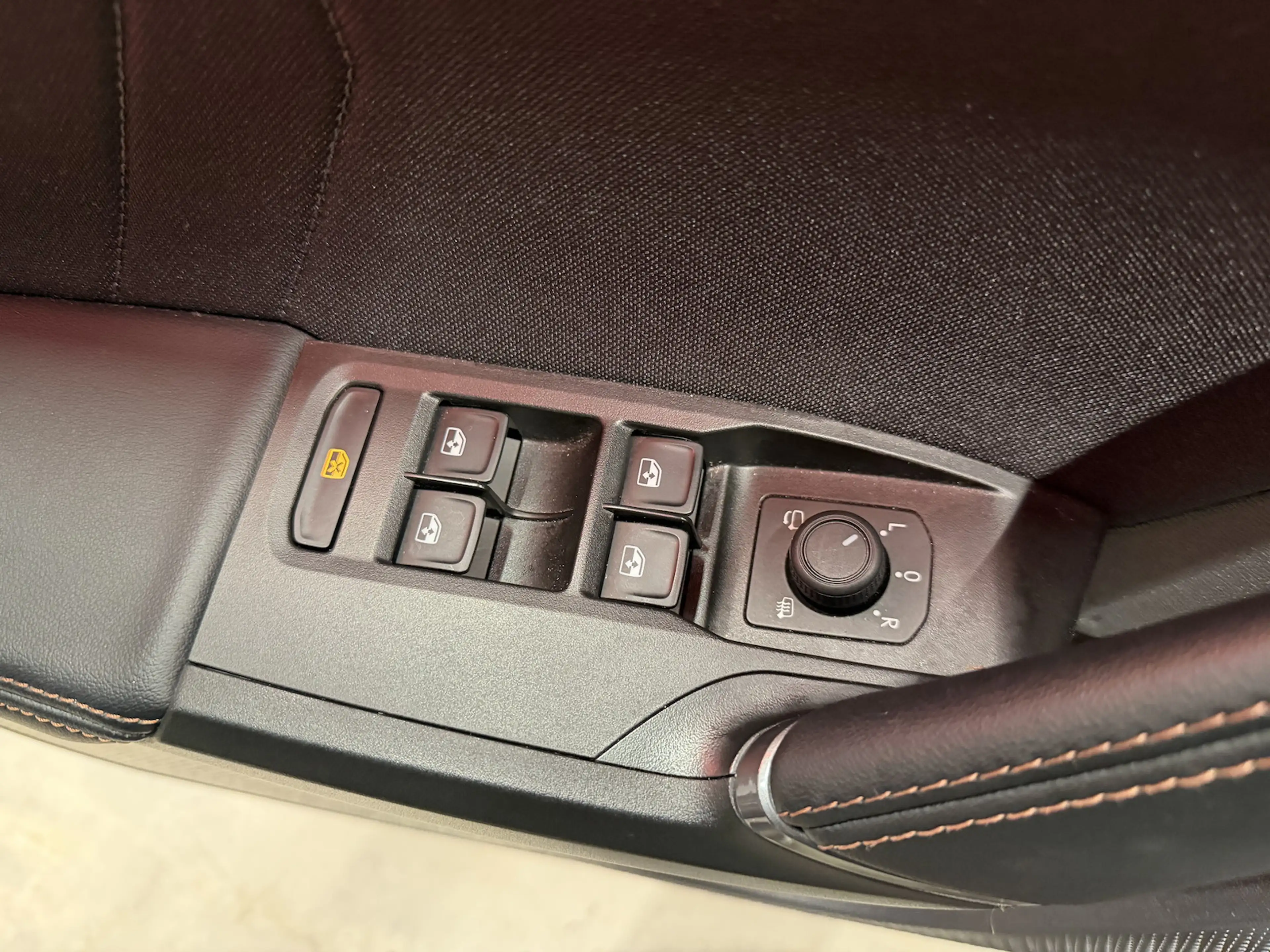 CUPRA Leon ST 1.5eTSI DSG AHK Assist XL Navi Matrix — photo 8