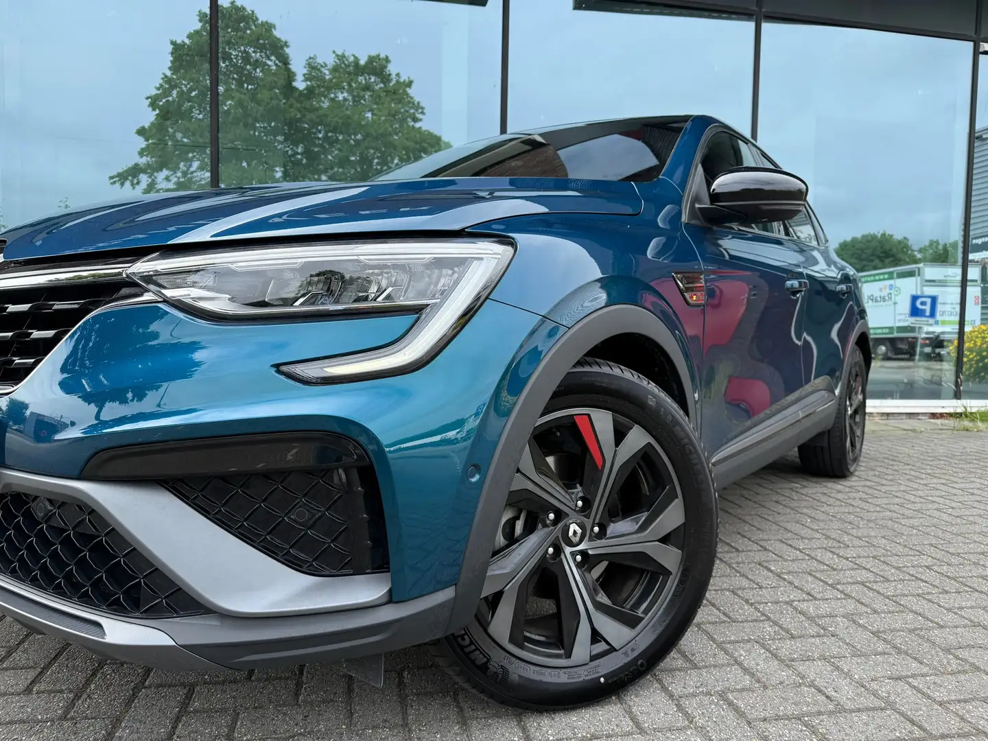 Renault Arkana 1.6 E-Tech Hybrid 145 R.S. Line - Automaat - Navi Blauw - 2