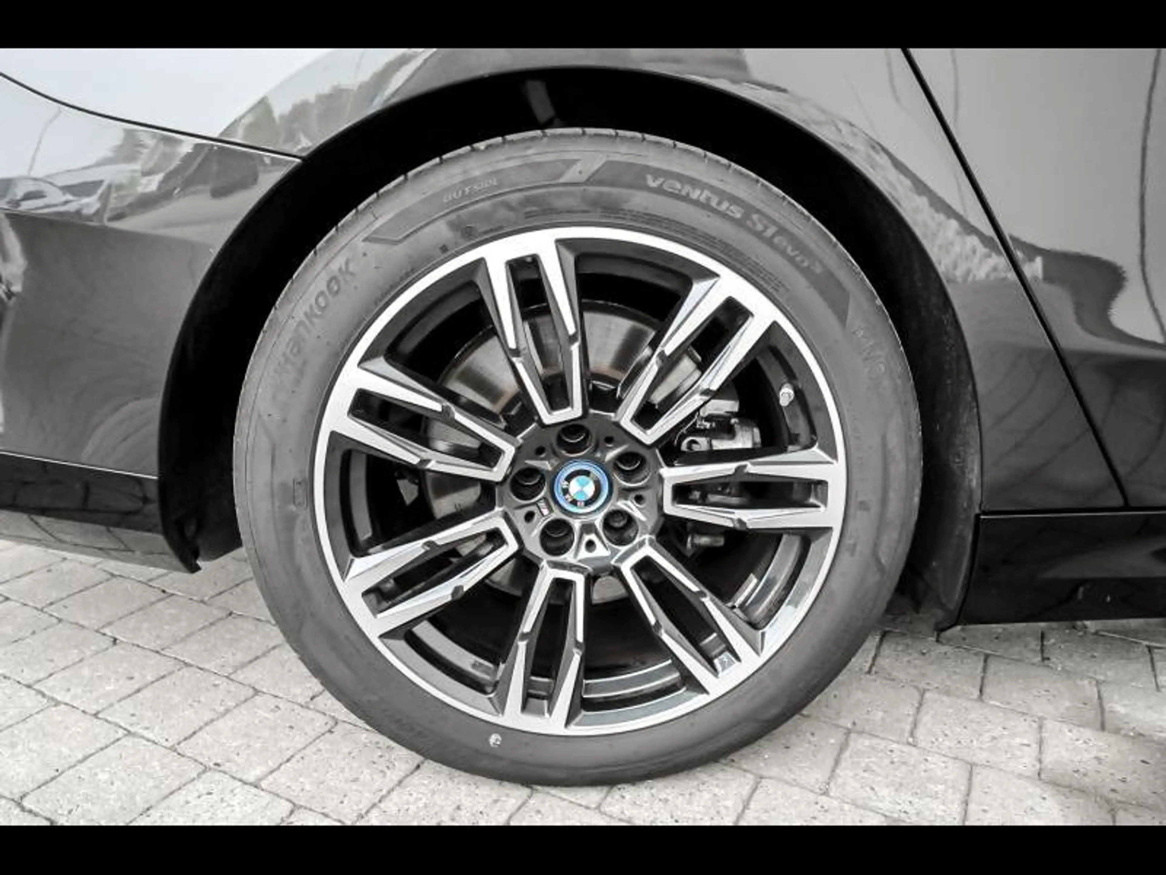 BMW i5 eDrive40 M Sportpakket — photo 8