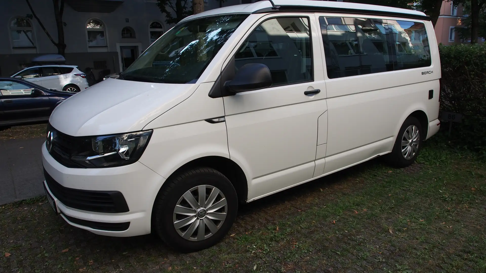 Volkswagen T6 California Beach Fahrradträger, 5. Sitz, Anhängervorr Bianco - 2