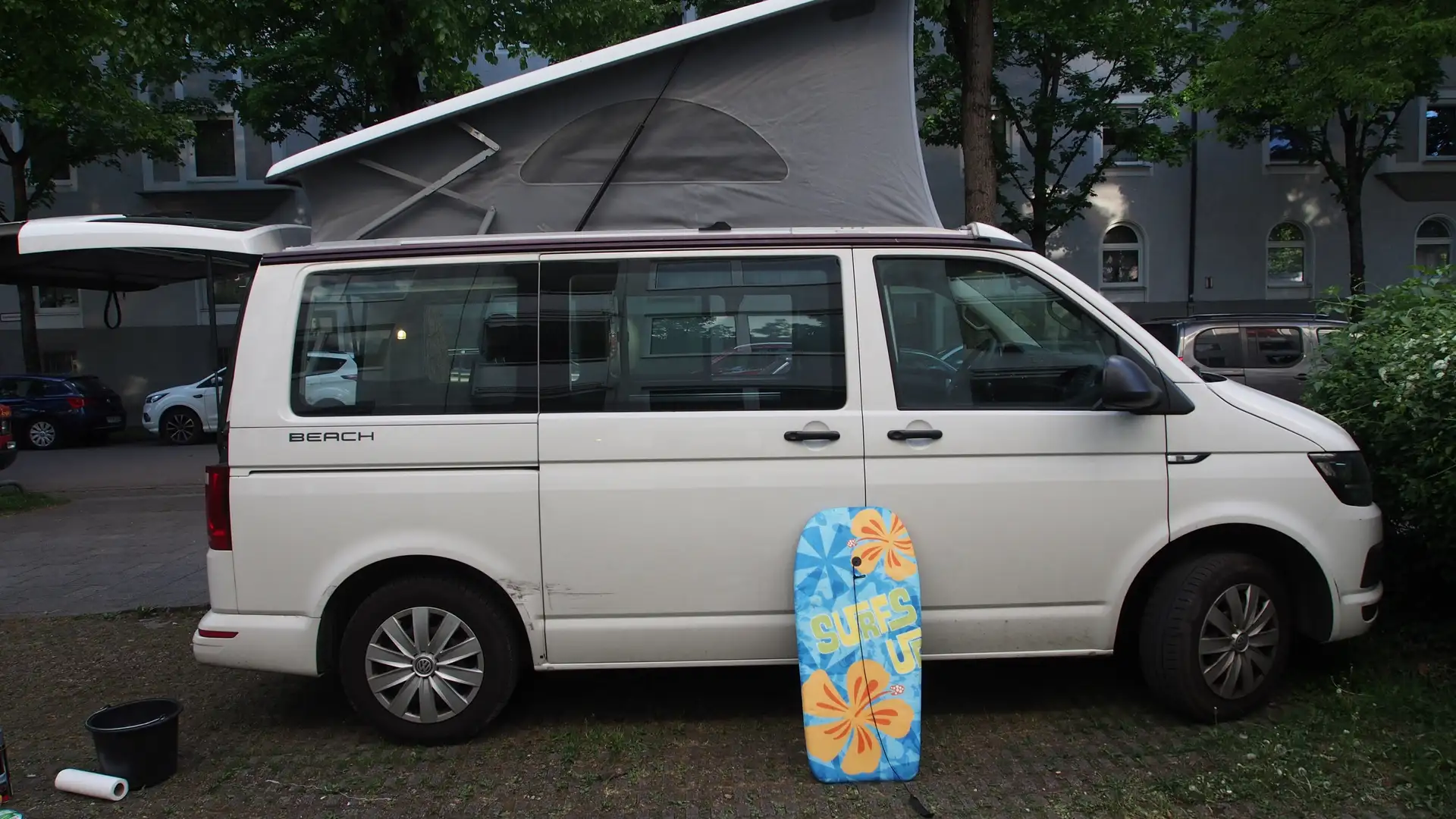 Volkswagen T6 California Beach mit Fahrradträger und extra Sitz Blanco - 1