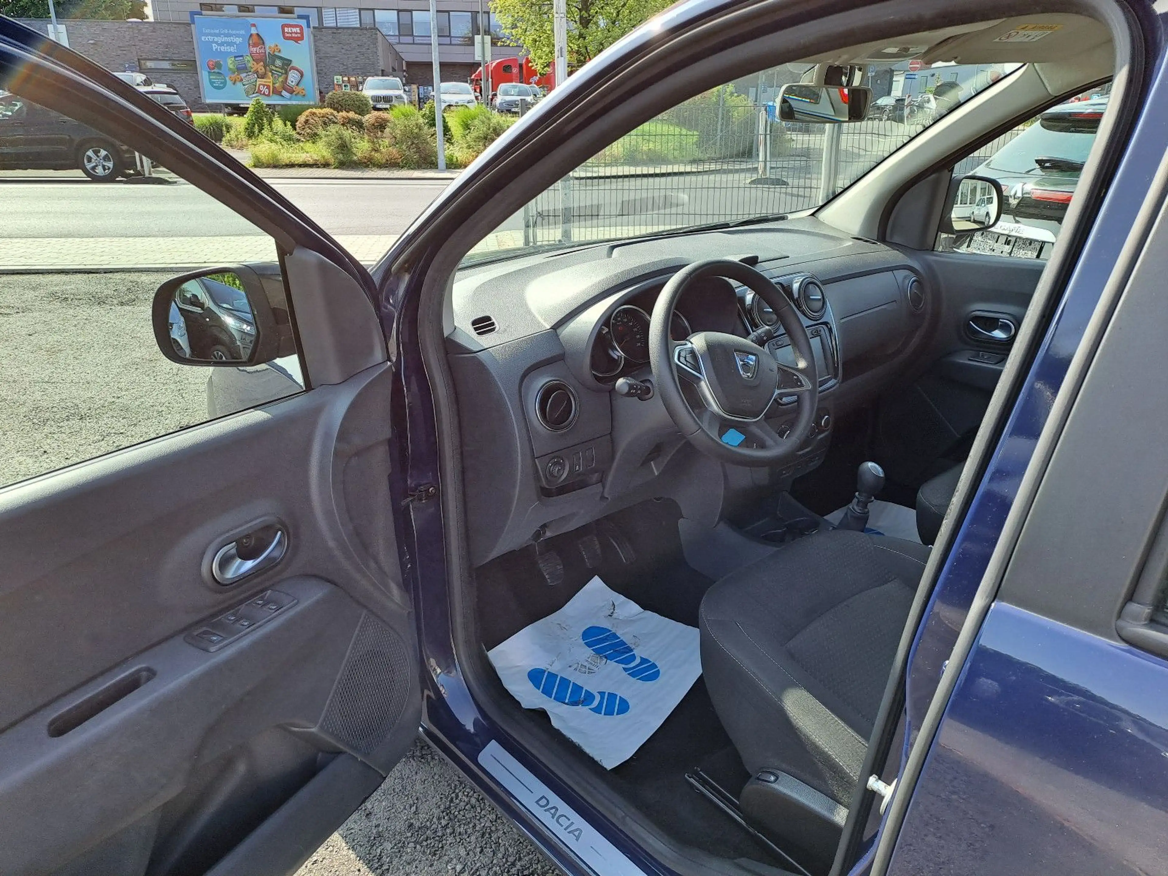 Dacia Lodgy Comfort *Navigation*Sitzheizung*Bluetooth* — photo 6
