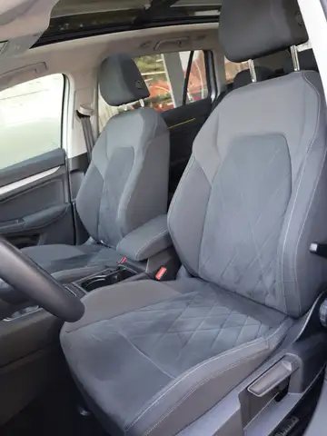 Volkswagen Golf view 13