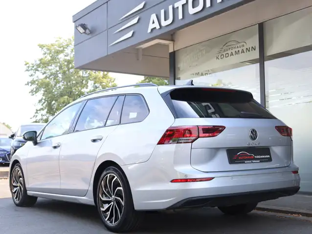 Volkswagen Golf view 8