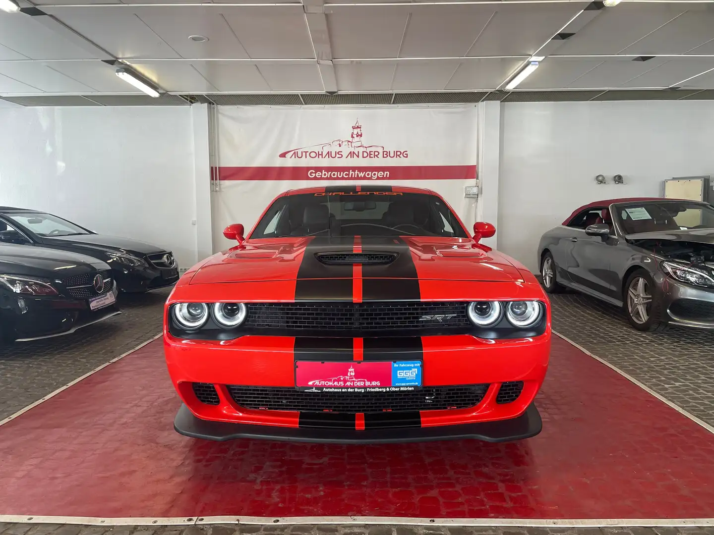 Dodge Challenger SXT *2. Hd + Sport + BT+ Tempomat + KeylessGo * Rojo - 2