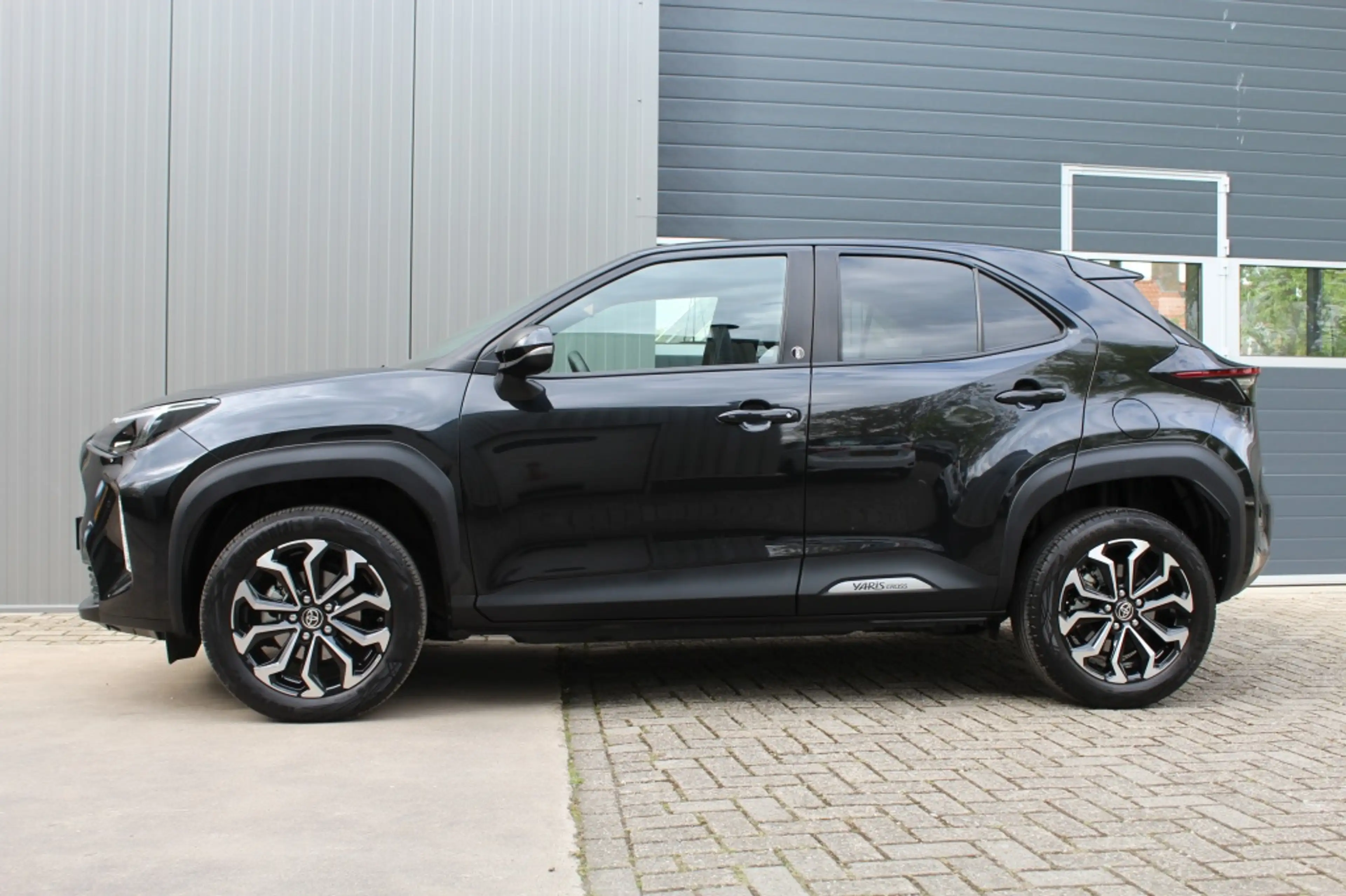 Toyota Yaris Cross Hybrid Team D Safety / Stoelverwarming / Parkeerse — photo 5