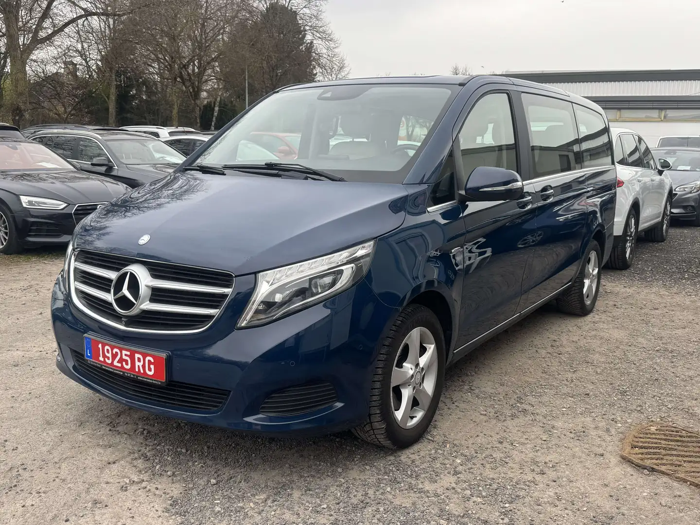 Mercedes-Benz V 250 (BlueTEC) d extralang 7G-TRONIC Avantgarde  1-prop Noir - 2