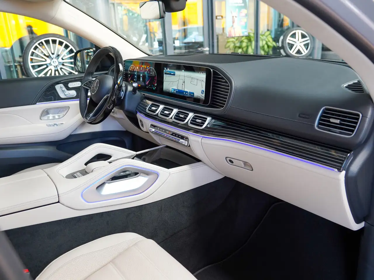 Mercedes-Benz GLE 450 GLE 450 d Coupé AMG Line Night alpin flowing AIR 11