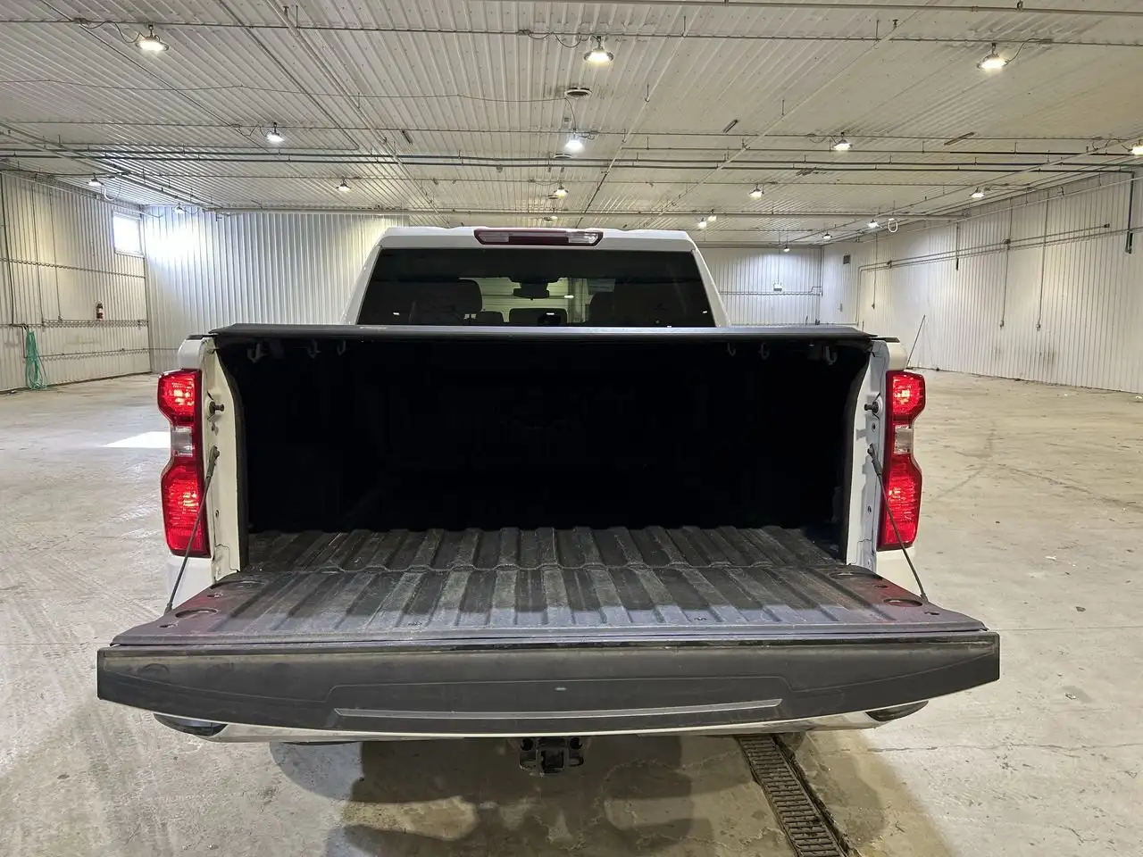 Chevrolet Silverado 1500 снимка Chevrolet Silverado 1500