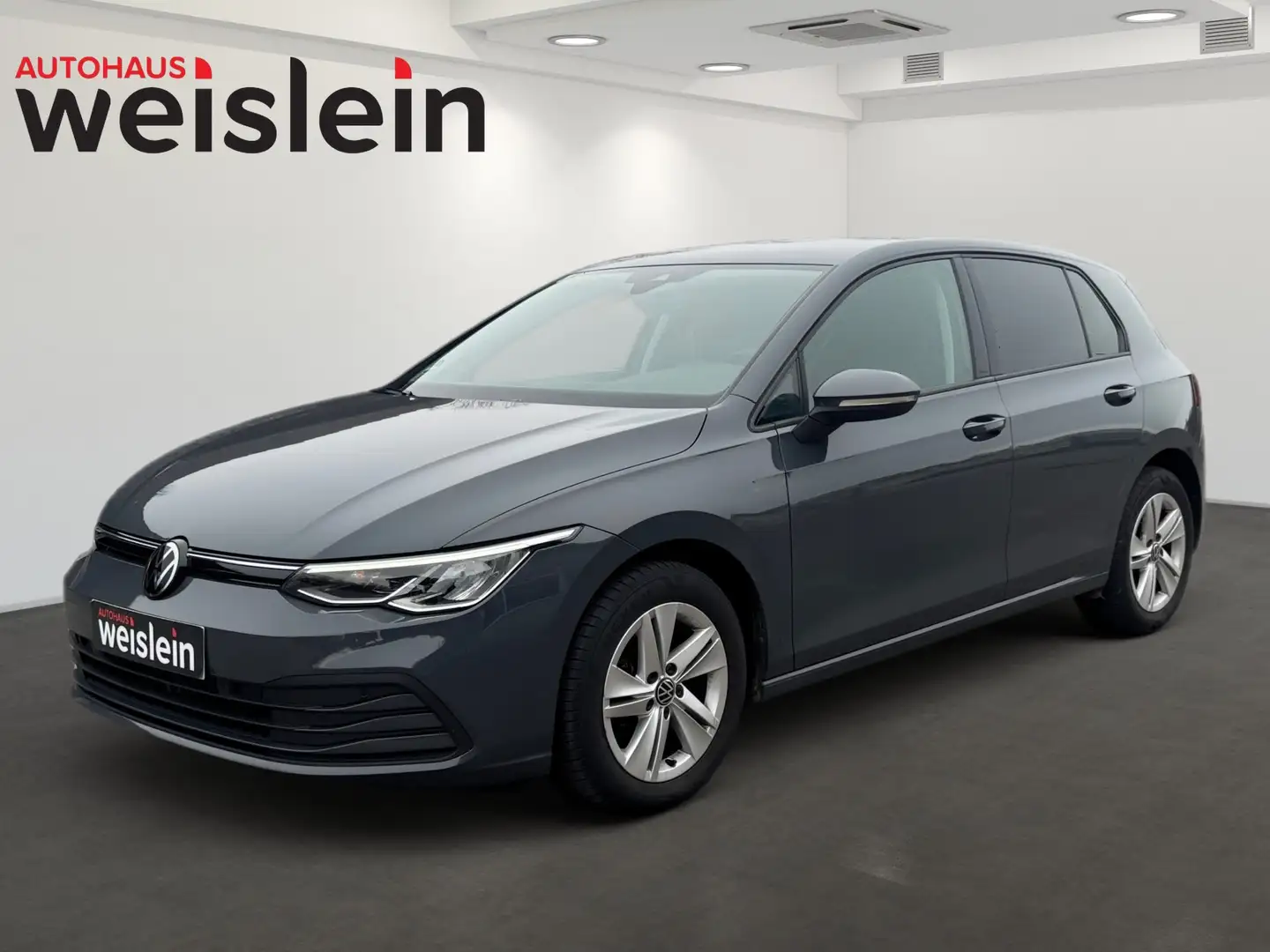 Volkswagen Golf Life - 1