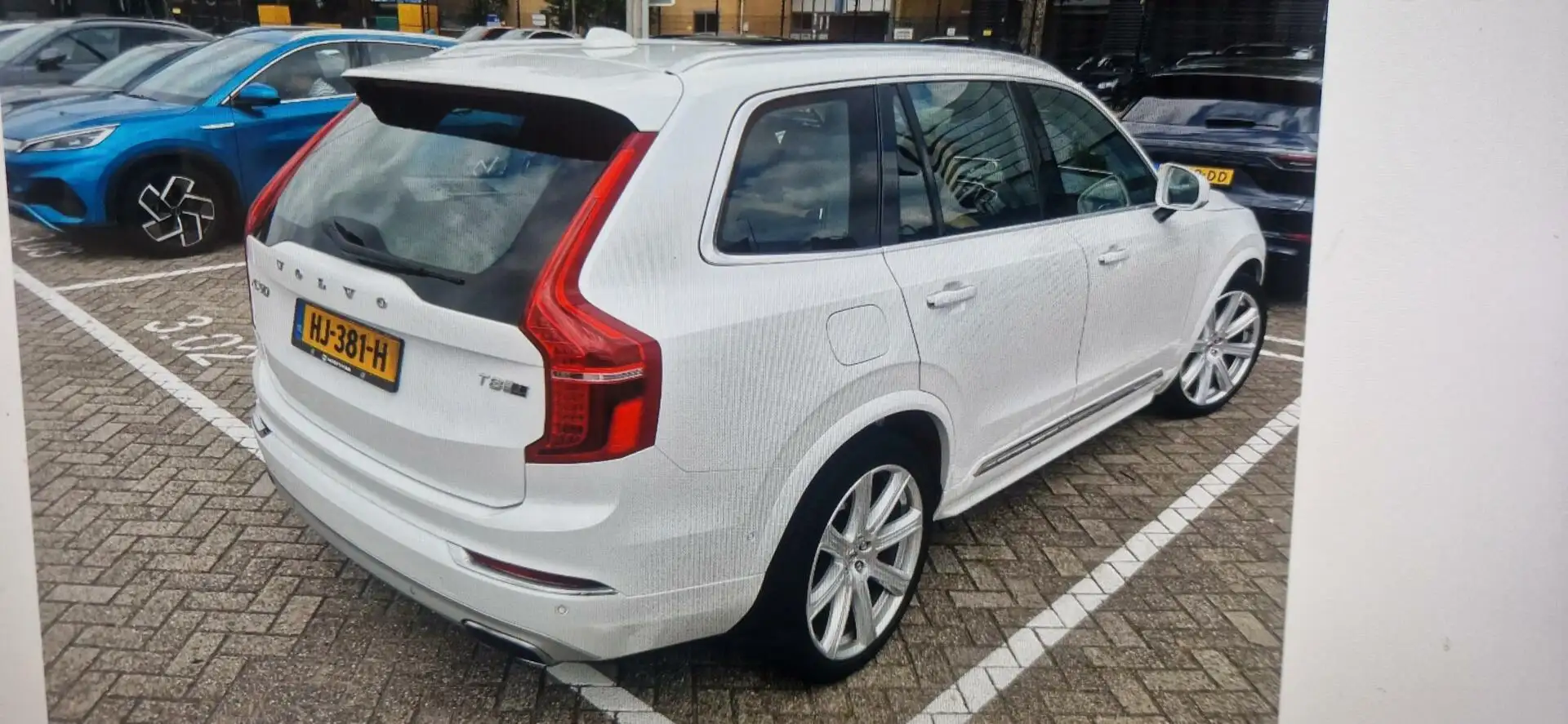 Volvo XC90 2.0 T8 Twin Engine AWD R-Design 7 p. A.Cruise|Luch Blanc - 2