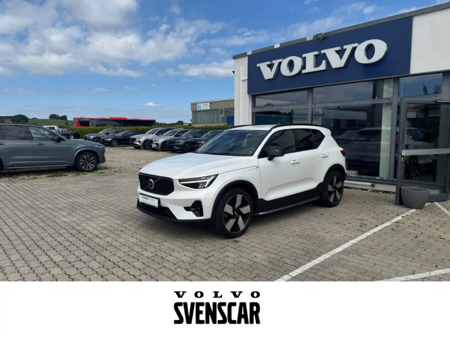 Volvo XC40 Plus Dark Recharge Plug-In Hybrid 2WD T5 Twin Engi Blanc - 1