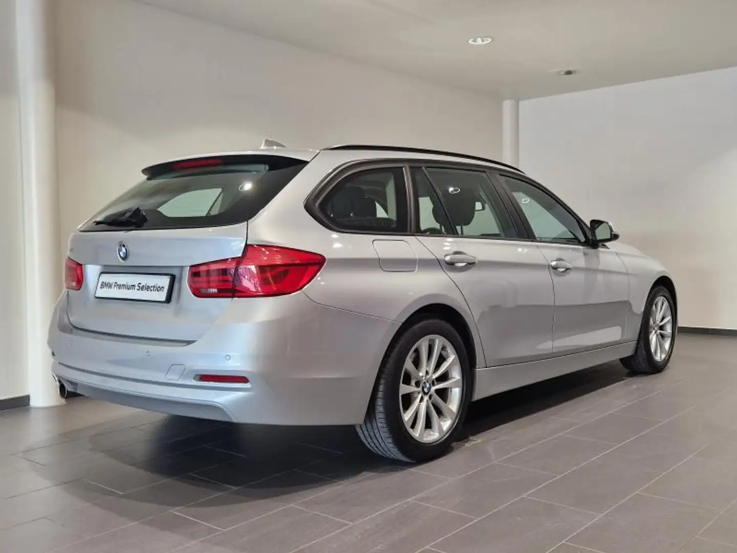 BMW 318 Touring Grau - 2
