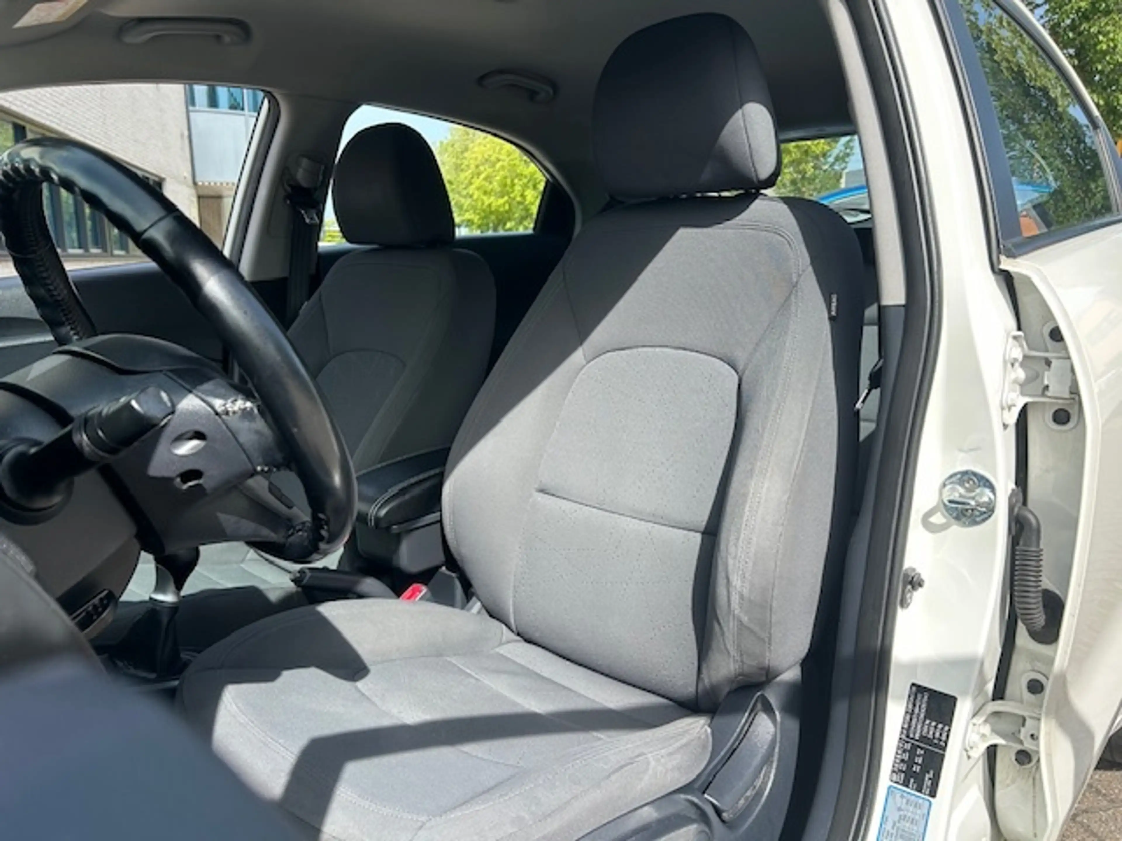Kia Rio 1.2 CVVT BusinessL. CRUISE BLUETH LED NAP! — photo 16