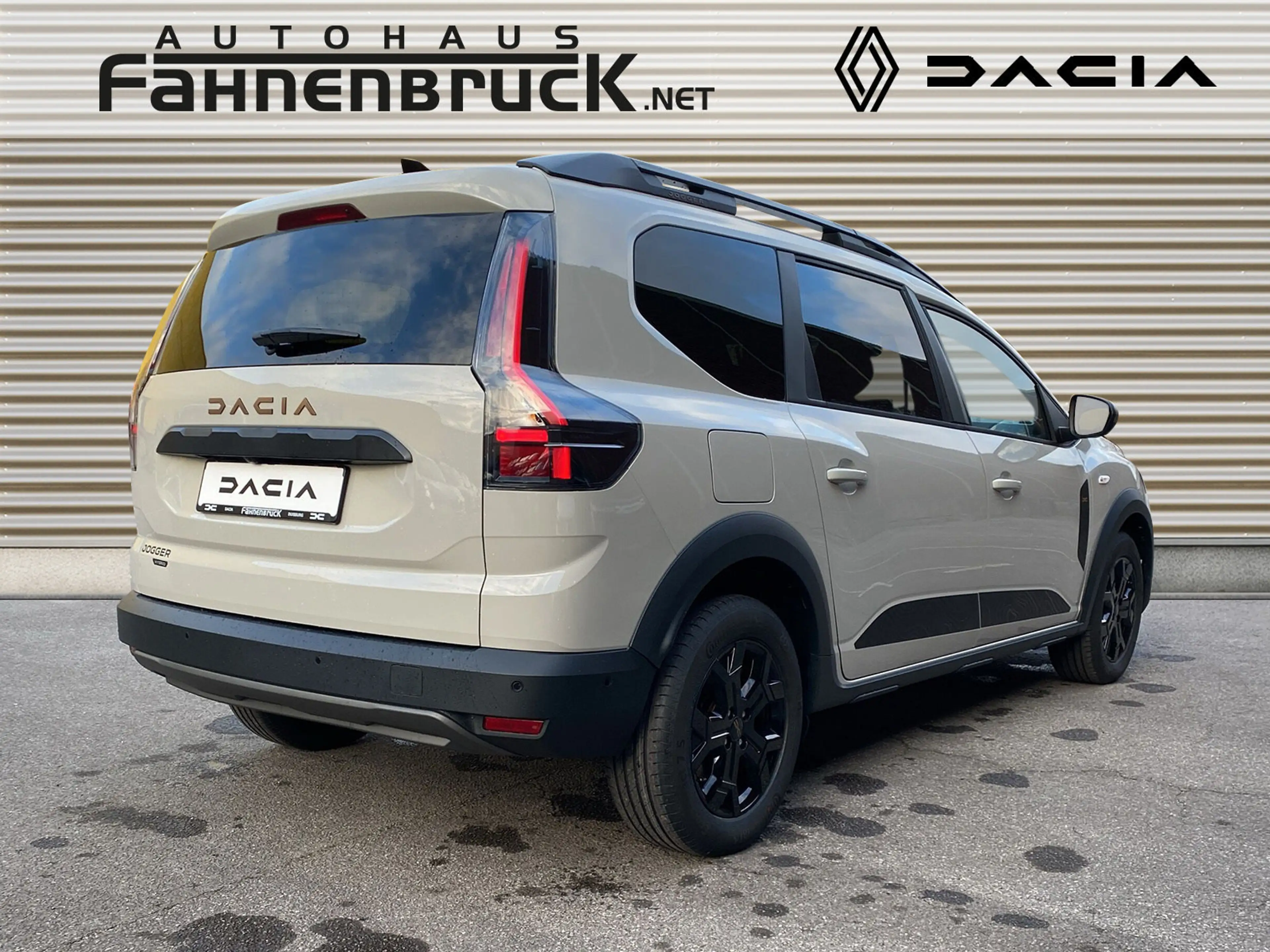 Dacia Jogger Extreme hybrid 155 Auto 360°Kamera Navi — photo 5
