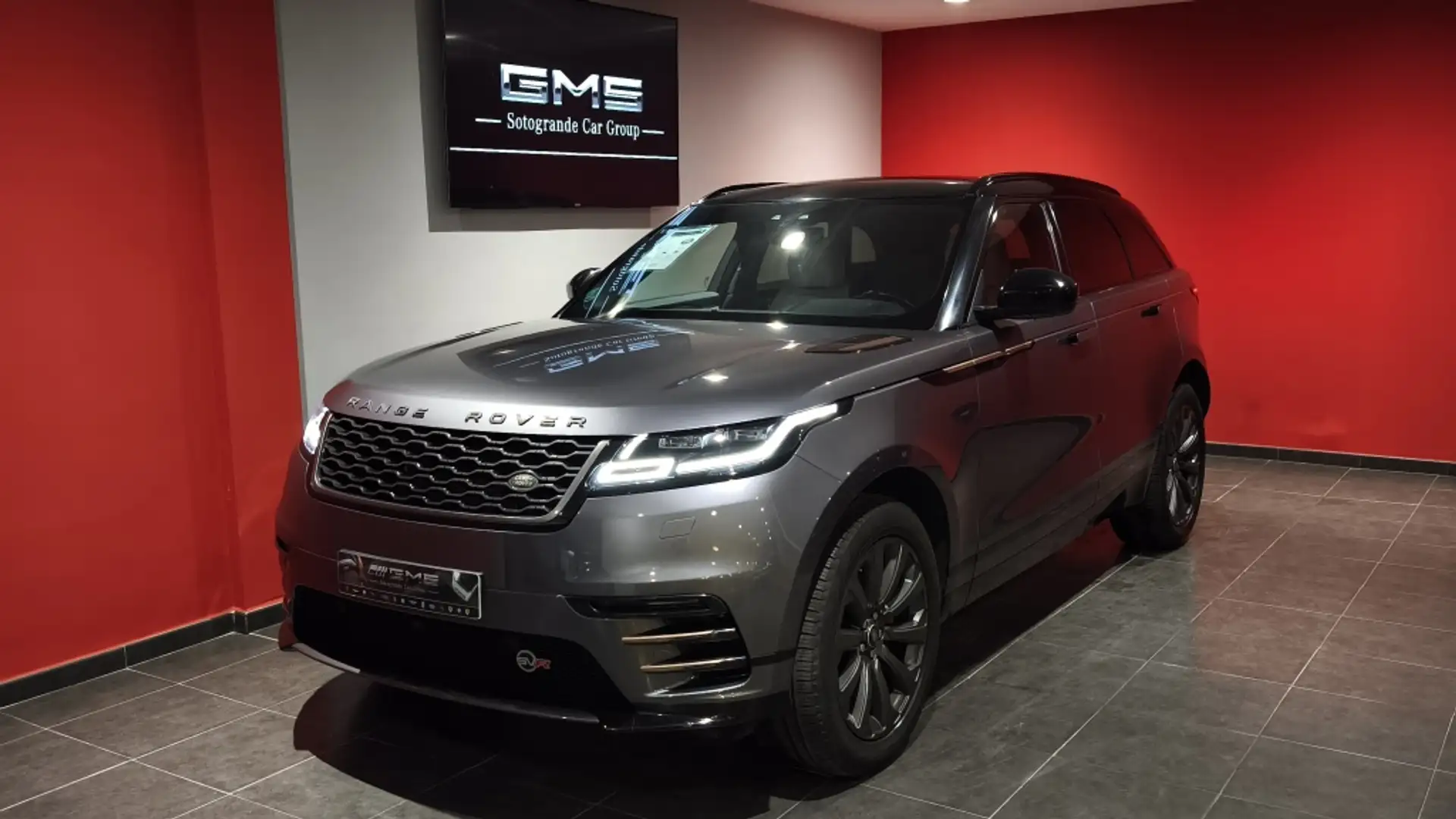 Land Rover Range Rover Velar 2.0D R-Dynamic Base 4WD Aut. 240 Gris - 1
