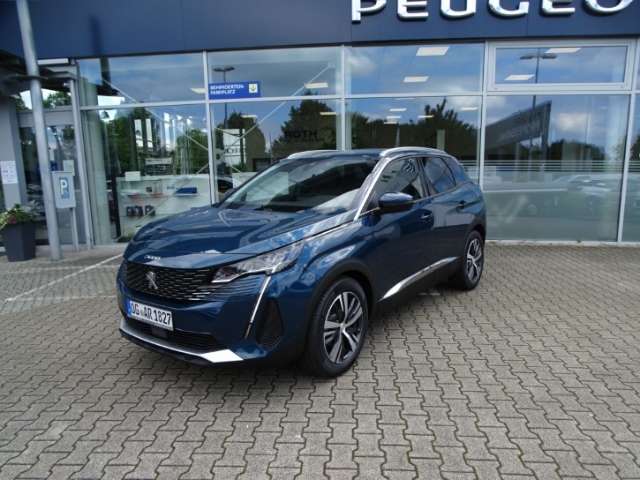 Second hand Peugeot 3008 1.2 Allure