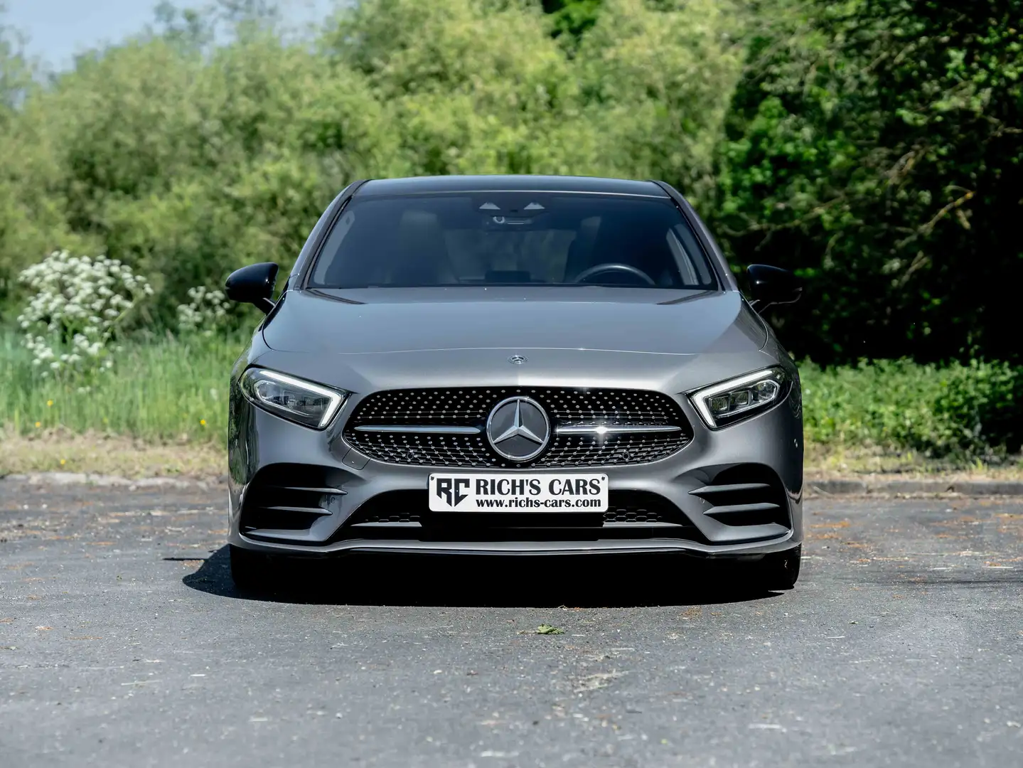 Mercedes-Benz A 180 d Business Solution AMG Full Grigio - 2