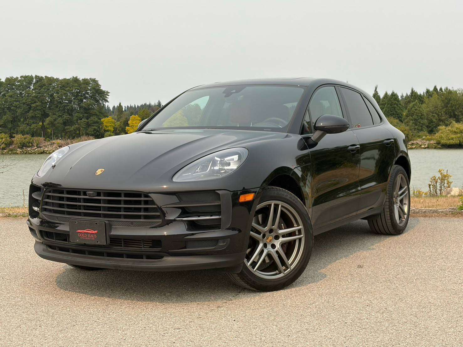 2021 Porsche Macan Low km | 18way Sport seats | Bose sound system