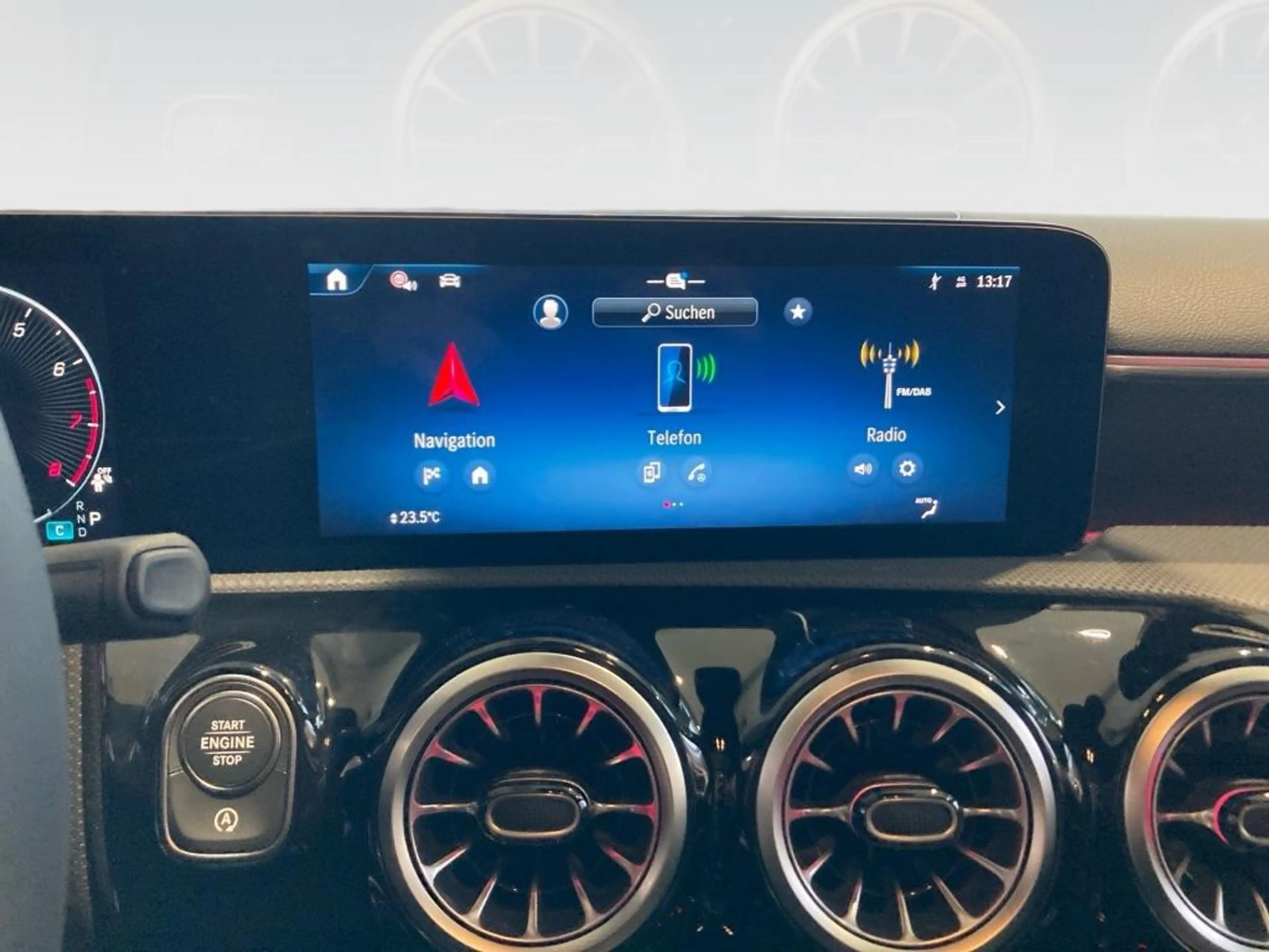 Mercedes-Benz A 180 Progressive+Night+Pano+DISTRON+KEYLESS+LED — photo 13
