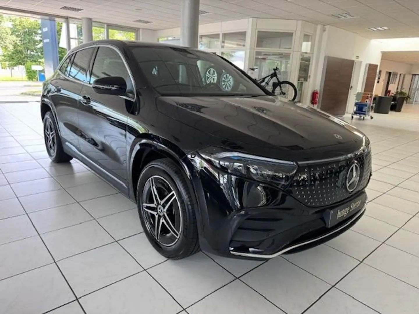 Mercedes-Benz EQA 250+ AMG Line Adv Thermotronic Kamera Totwin Noir - 2
