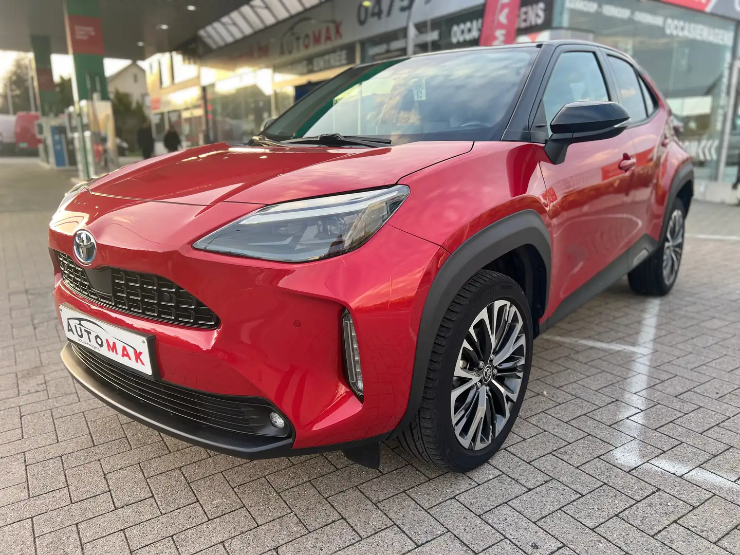 Toyota Yaris Cross Yaris Cross Hybrid 1.5i Dynamic Plus Bi-Tone E-CVT Rouge - 2