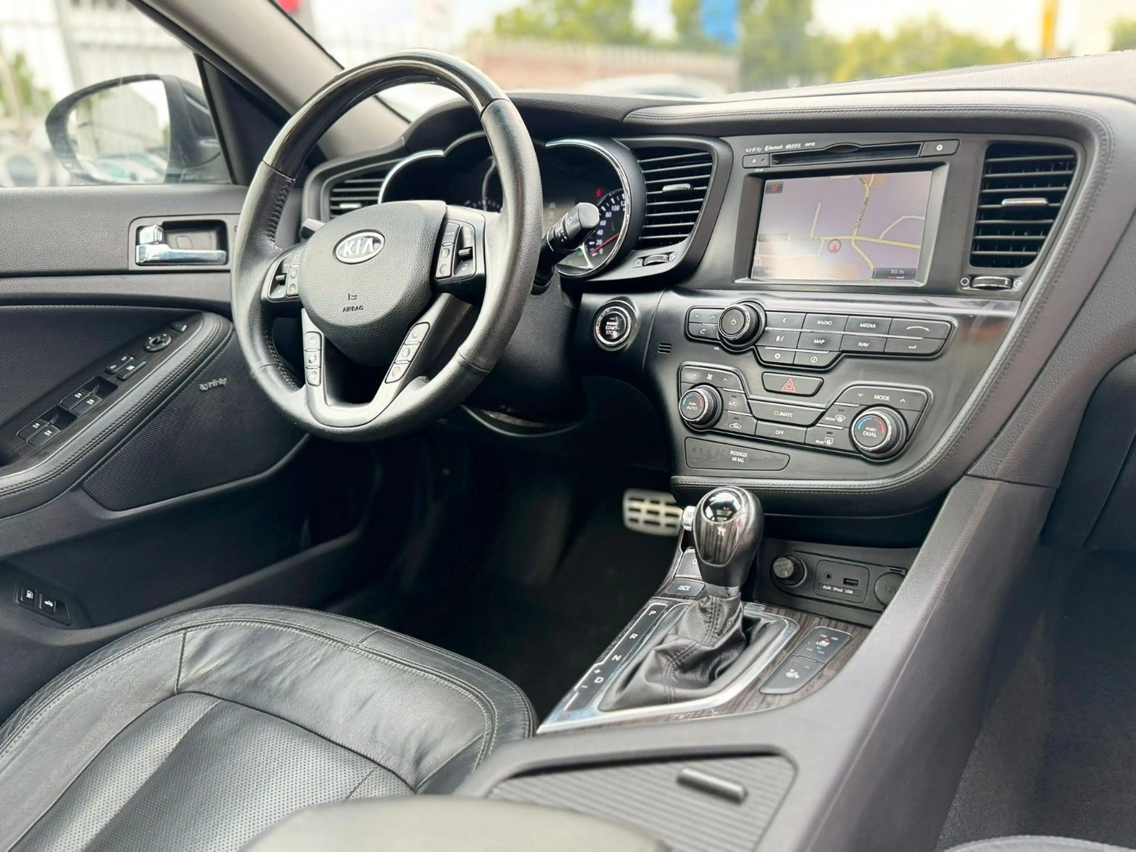 Kia Optima *PREMIUM-PAKET*KAMERA*LEDER*NAVI*SHZG*PAN* — photo 10