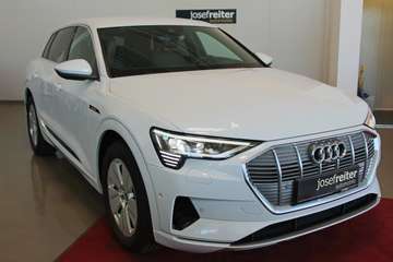 50 NP: € 102.000,- AHK/MATRIX/HEAD-UP/360°KAM