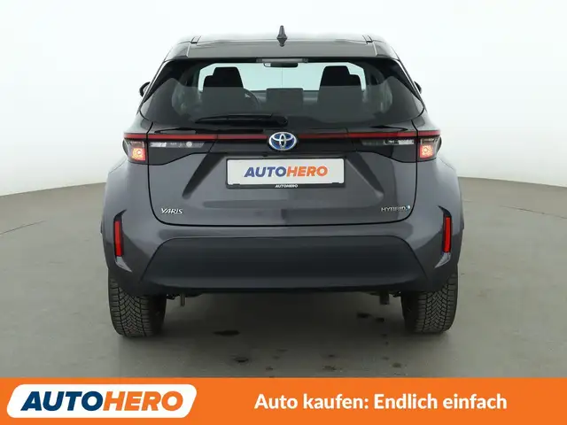Toyota Yaris Cross view 5