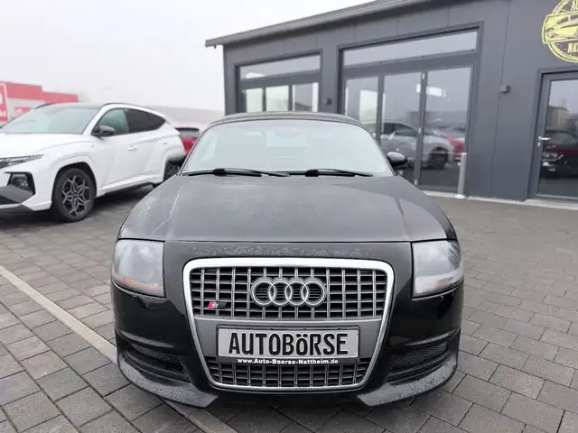Audi TT view 2