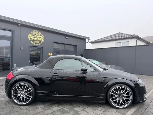 Audi TT view 8