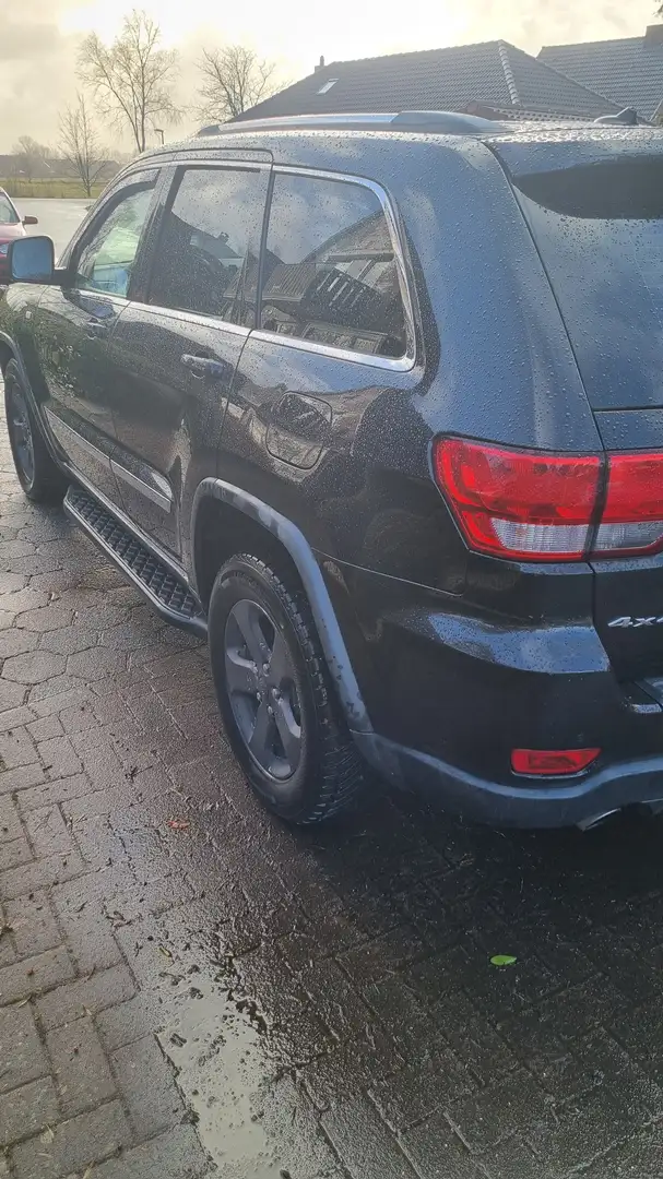 Jeep Grand Cherokee Grand Cherokee 3.0I CRD Overland Schwarz - 2