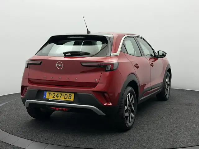 Opel Mokka-E view 5