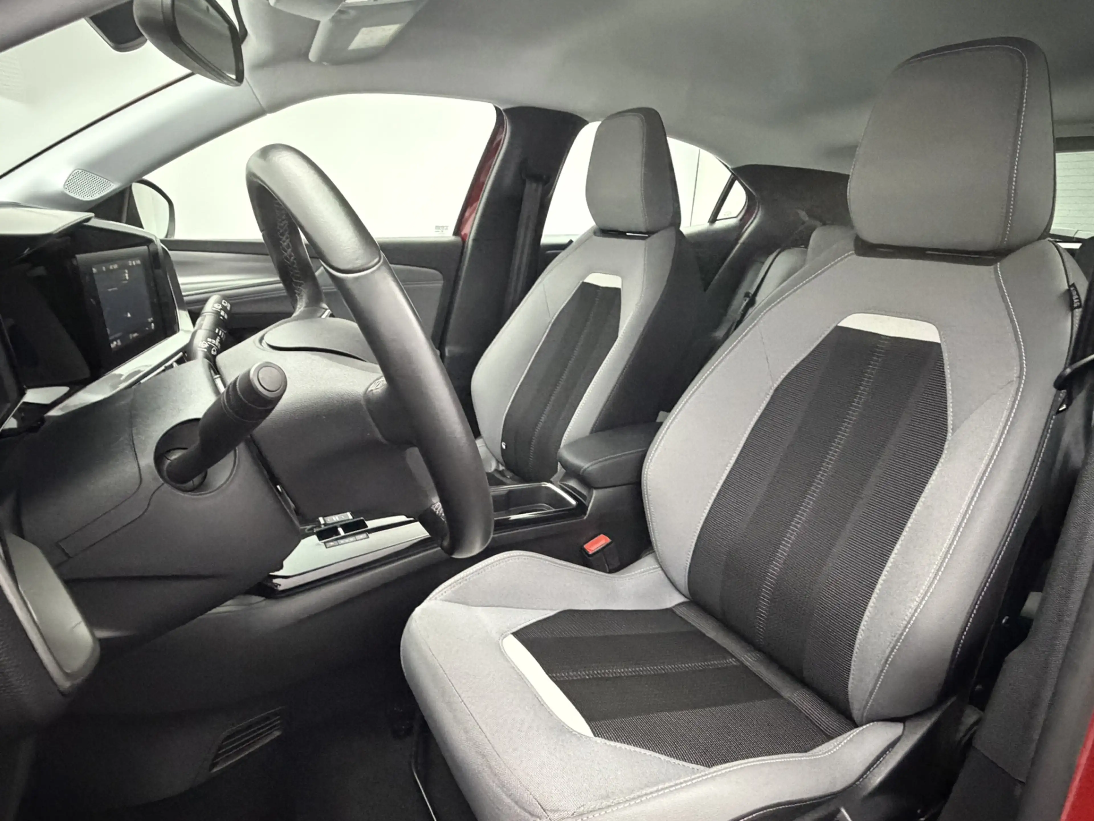 Opel Mokka-E Electric Level 3 50 kWh 3-Fase SOH 97,7 | Warmtepo — photo 11