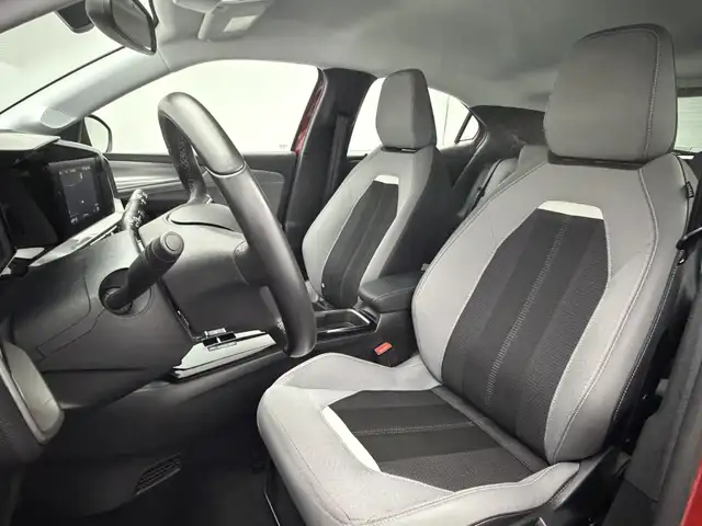 Opel Mokka-E view 11