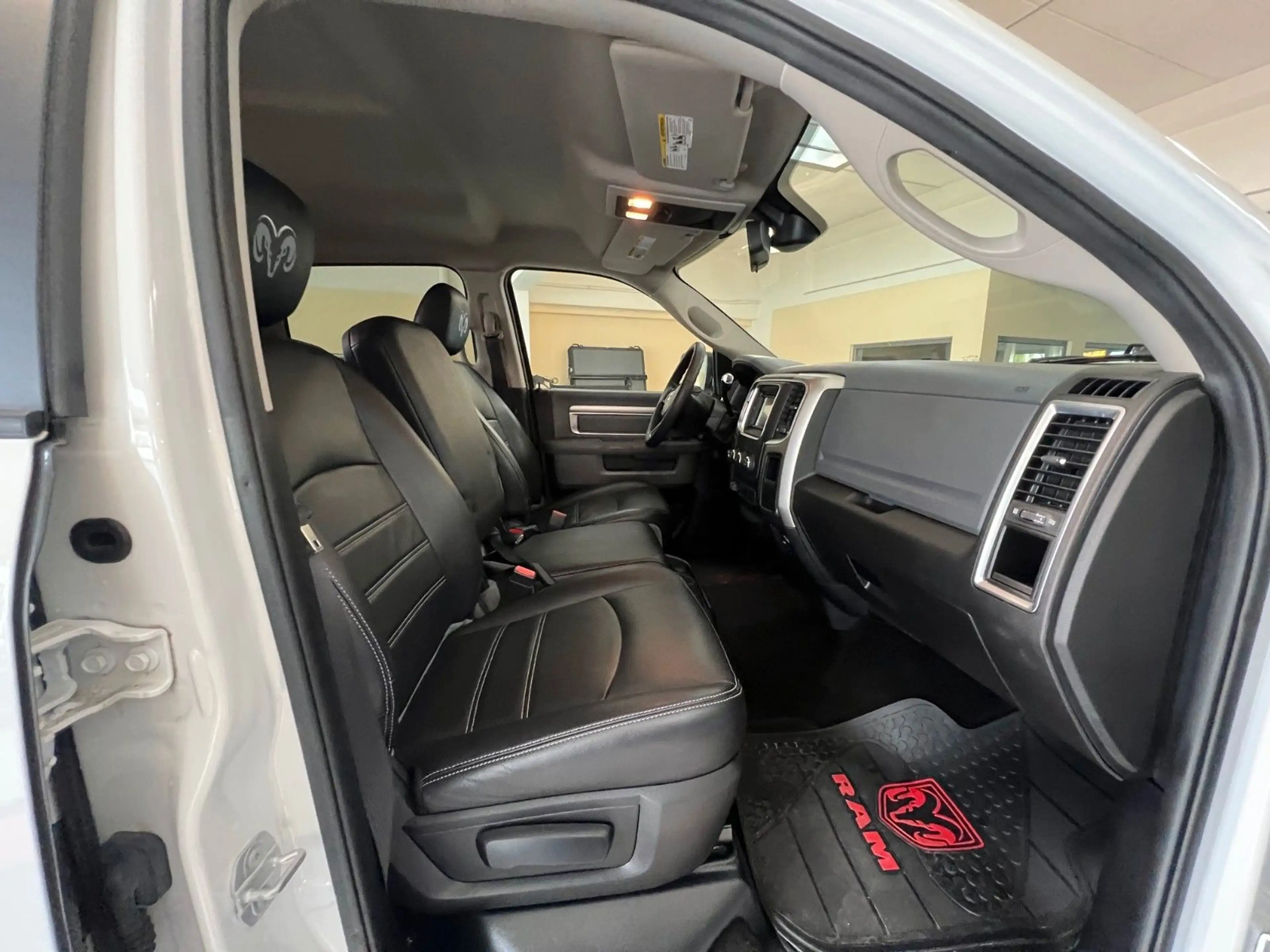 Dodge RAM 2500 HEAVY DUTY*BRD-F*PRINS_*HÖHER*UNFALLFR. — photo 9