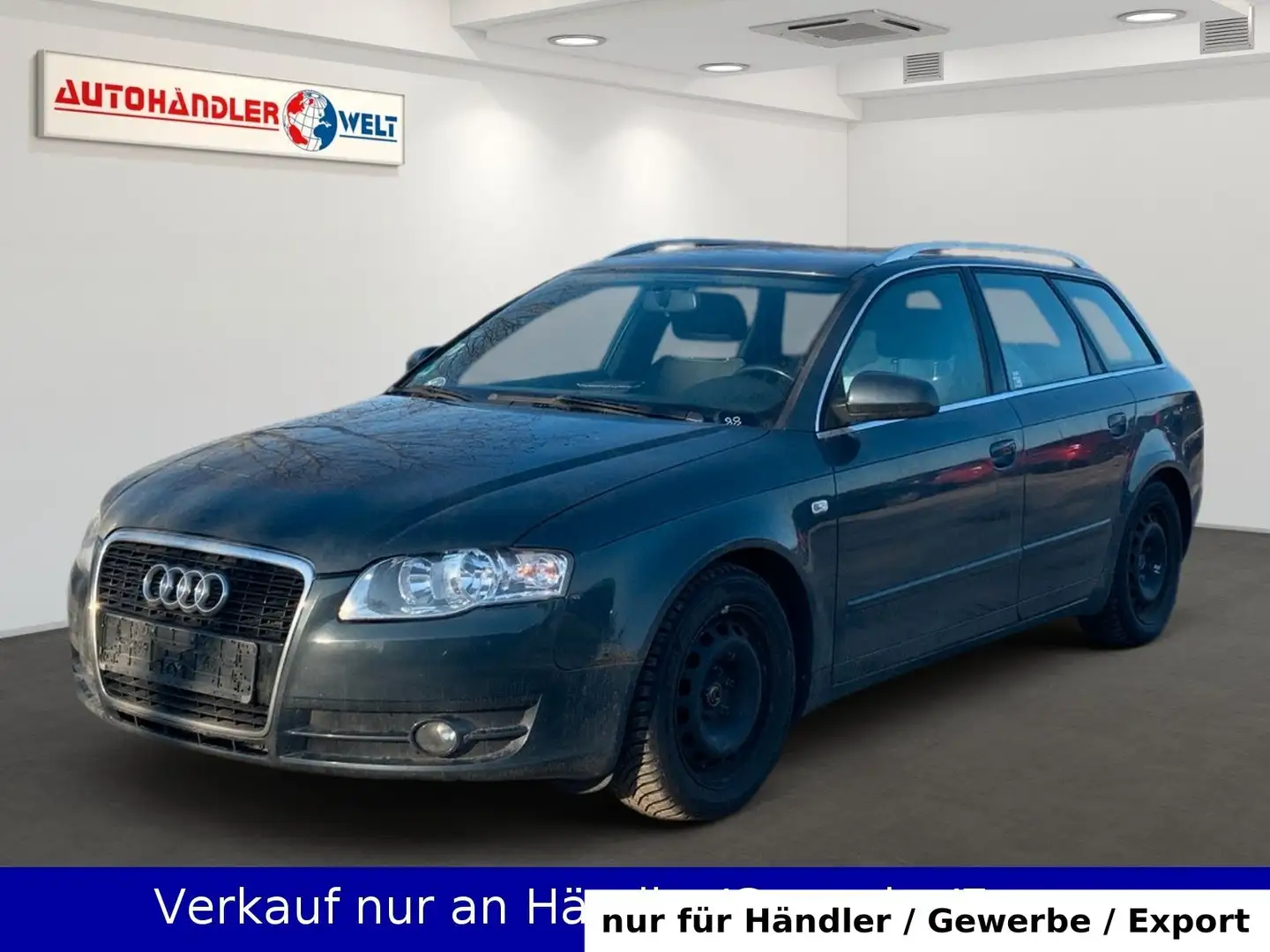 Audi A4 2.0 Avant Edition Grau - 1