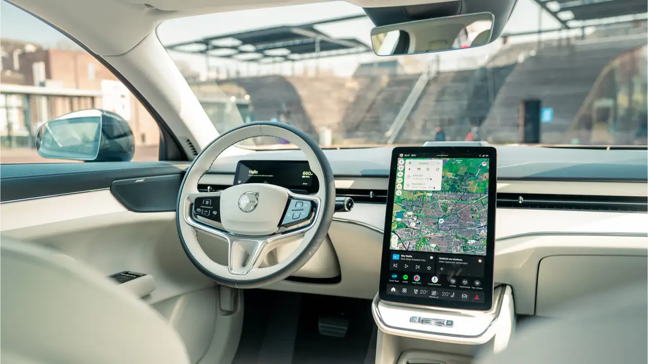 Volvo ES90 2026