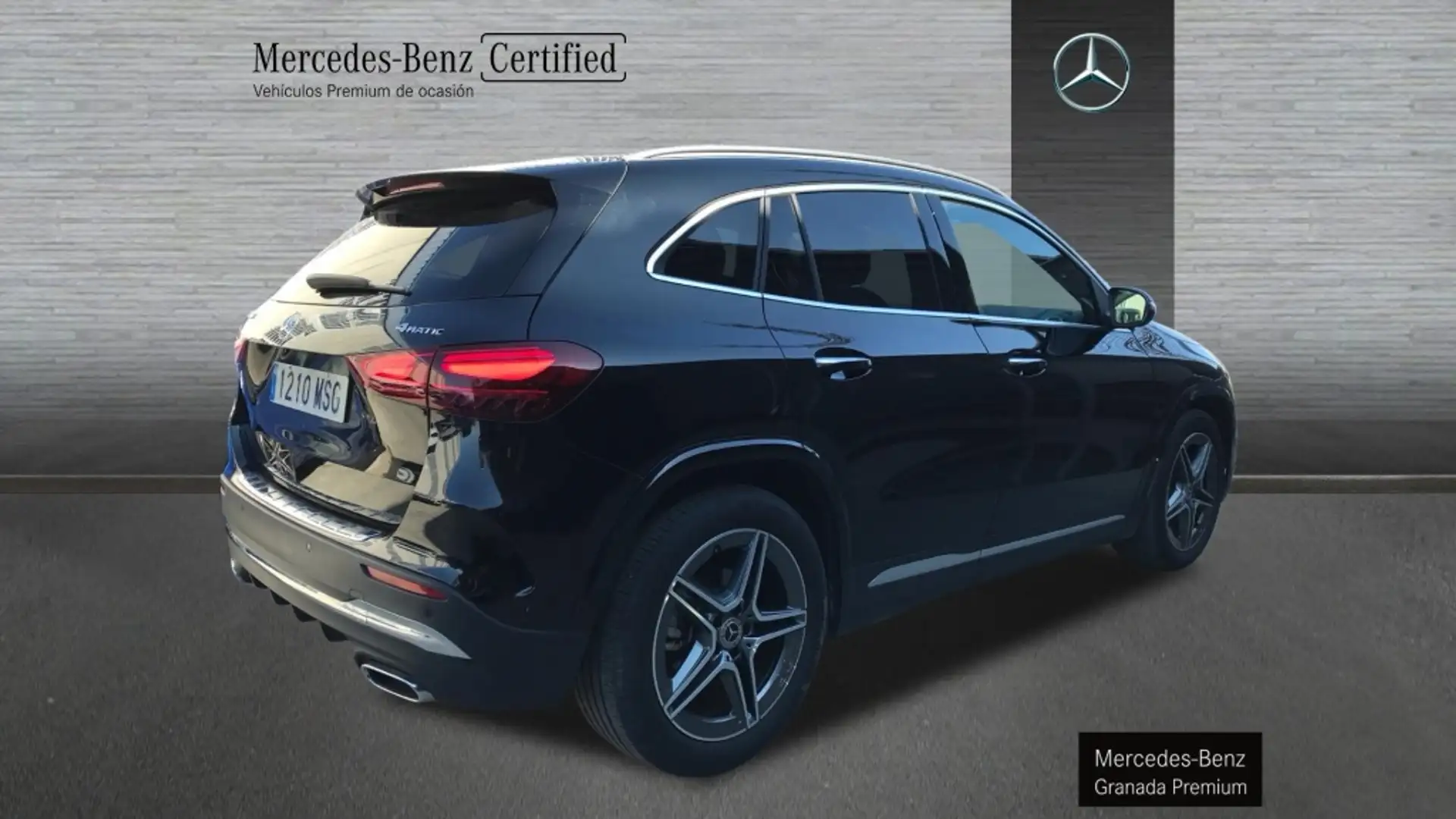 Mercedes-Benz GLA 200 -CLASS D 4MATIC Schwarz - 2