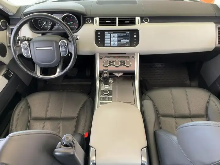 Land Rover Range Rover 3.0 TDV6 HSE 2015, foto 17