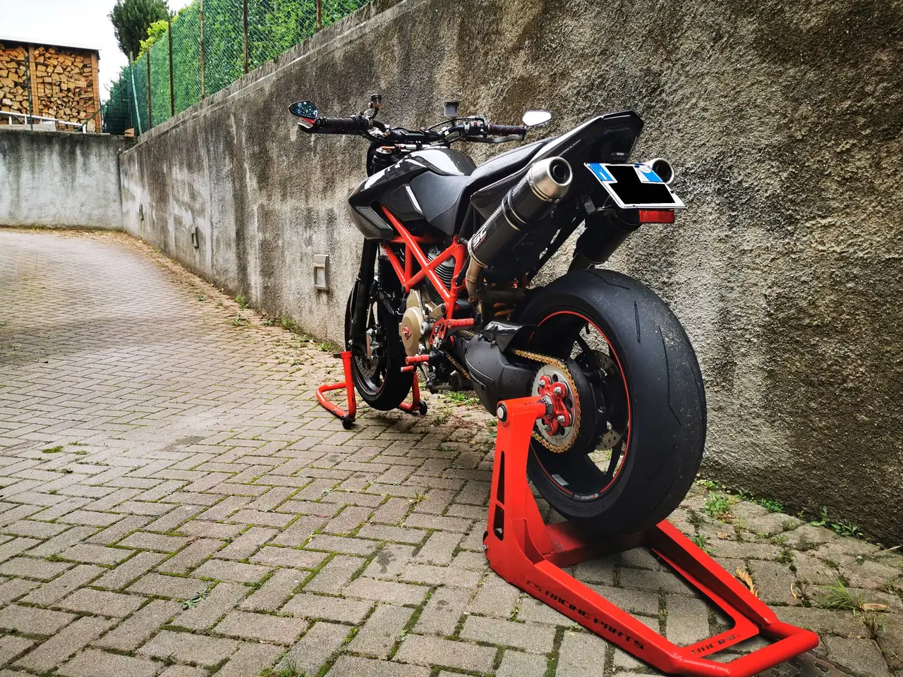 Ducati Hypermotard 1100