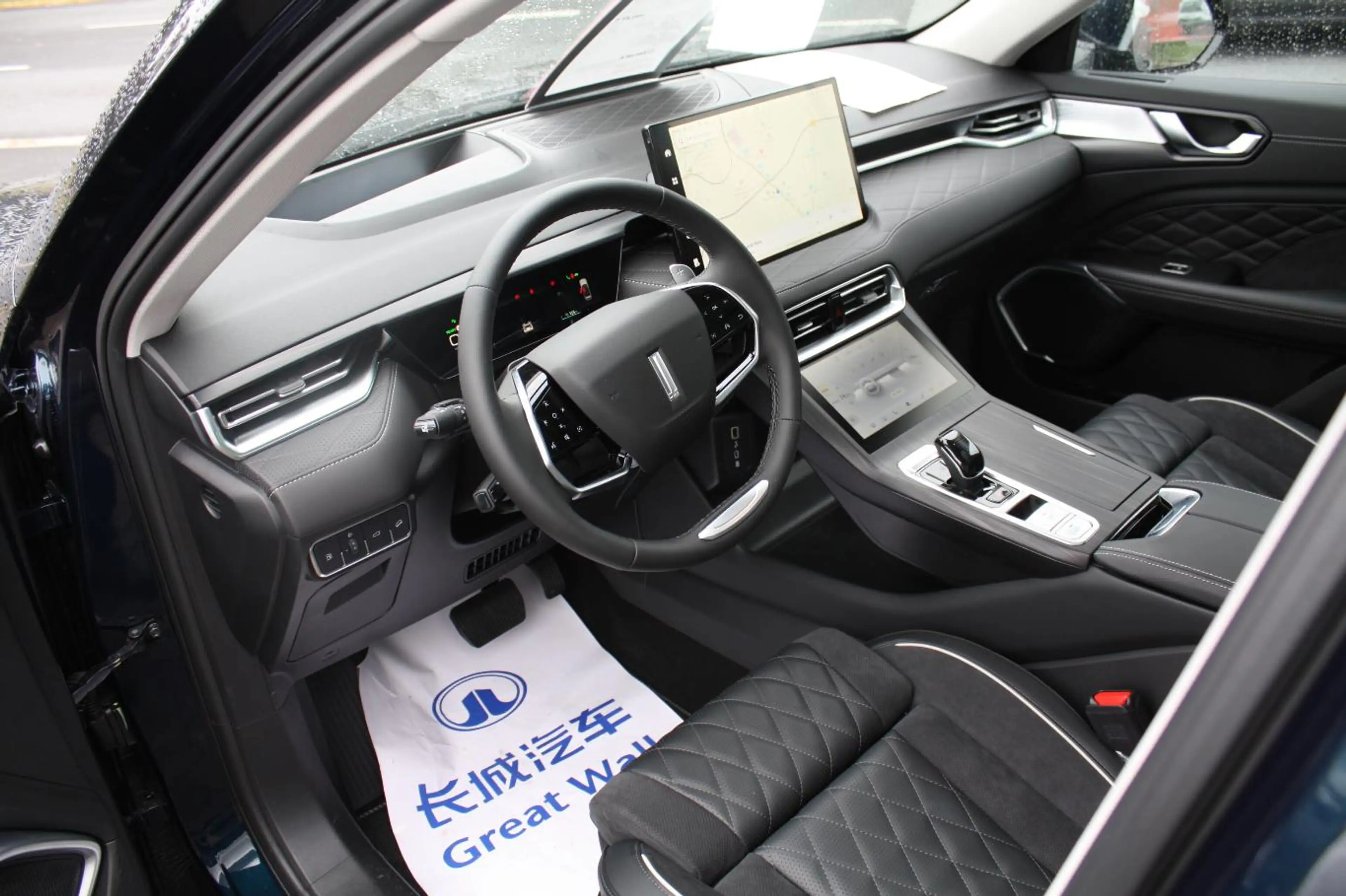 GWM WEY 03 Luxury 4WD Glas. Winter- und Sitzkomf. — photo 11