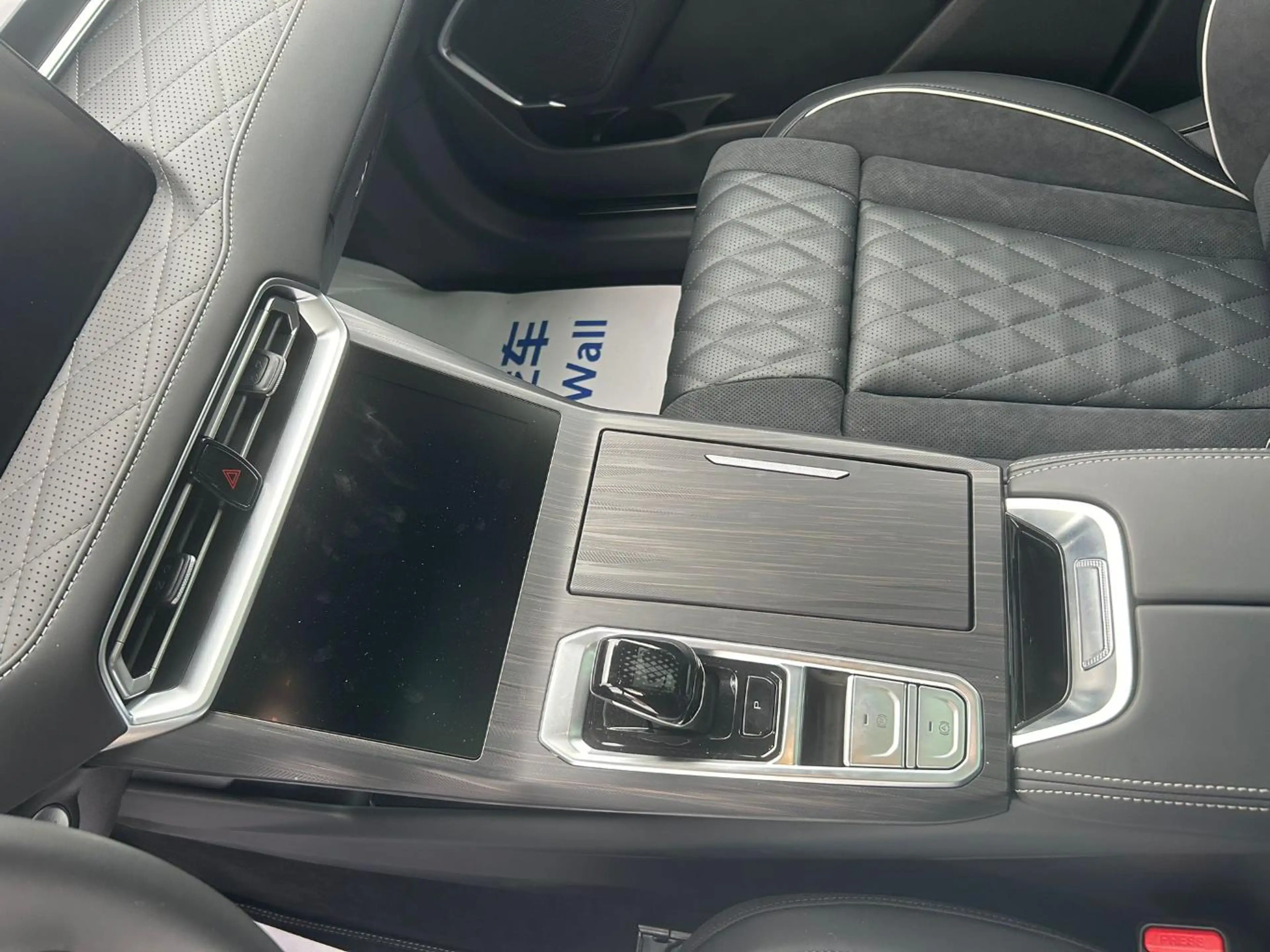 GWM WEY 03 Luxury 4WD Glas. Winter- und Sitzkomf. — photo 8