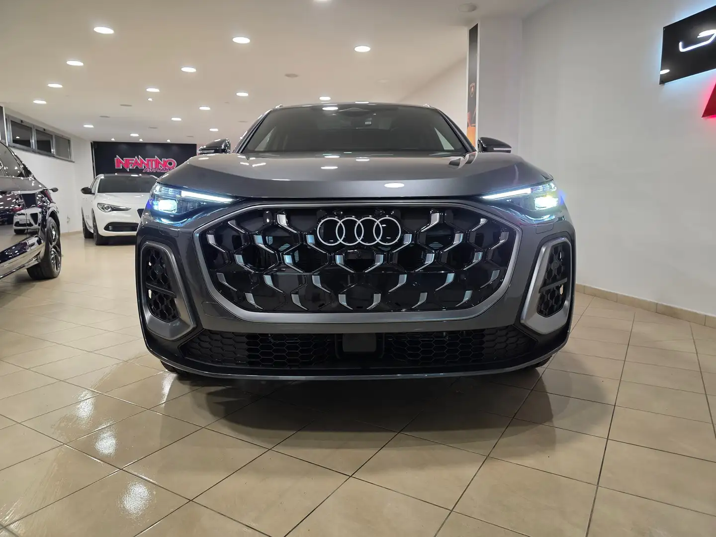 Audi Q5 S-Line Tdi Quattro "NUOVA IN PRONTA CONSEGNA" FULL Grigio - 2