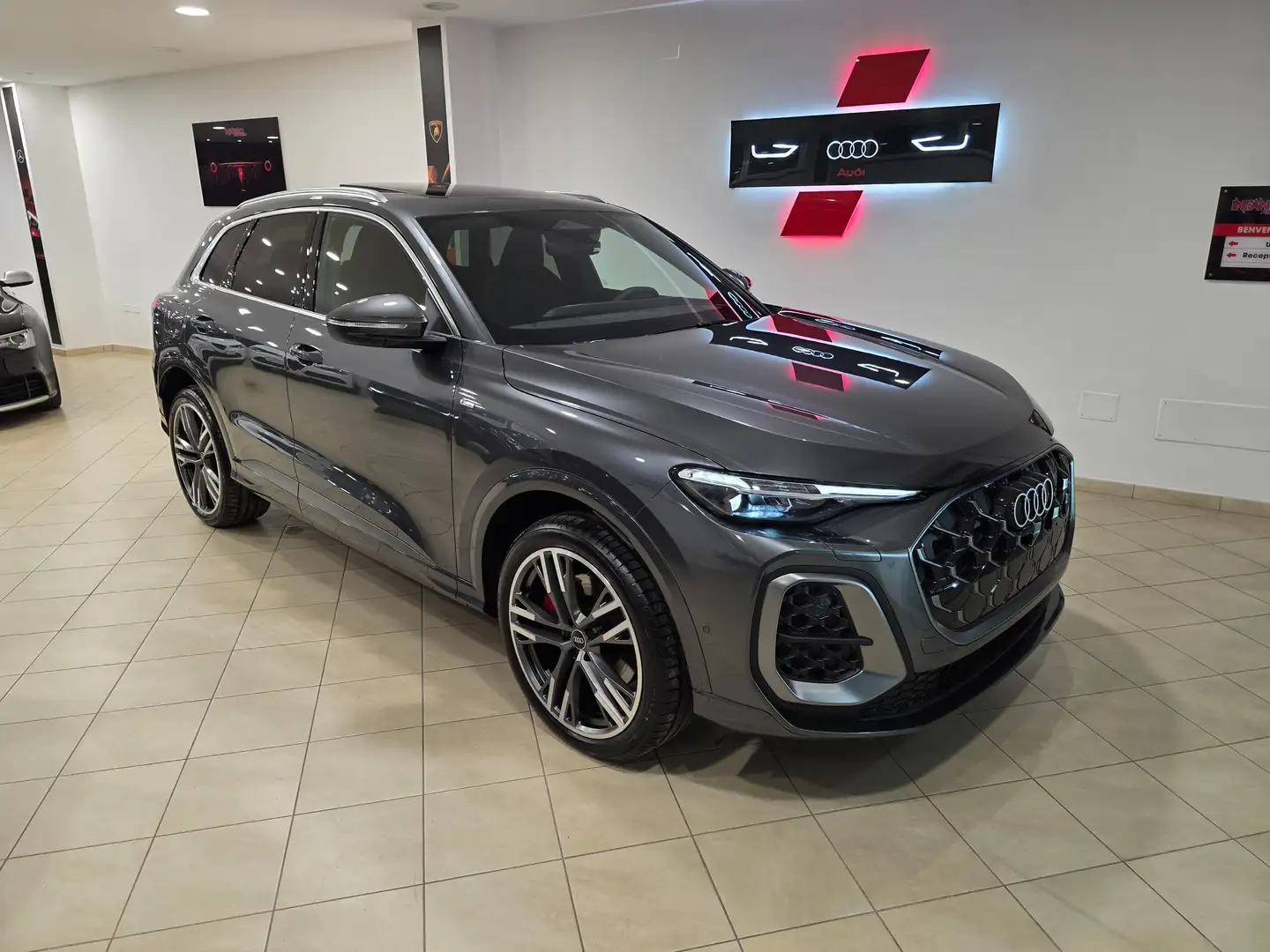 Audi Q5 S-Line Tdi Quattro "NUOVA IN PRONTA CONSEGNA" FULL Grigio - 1