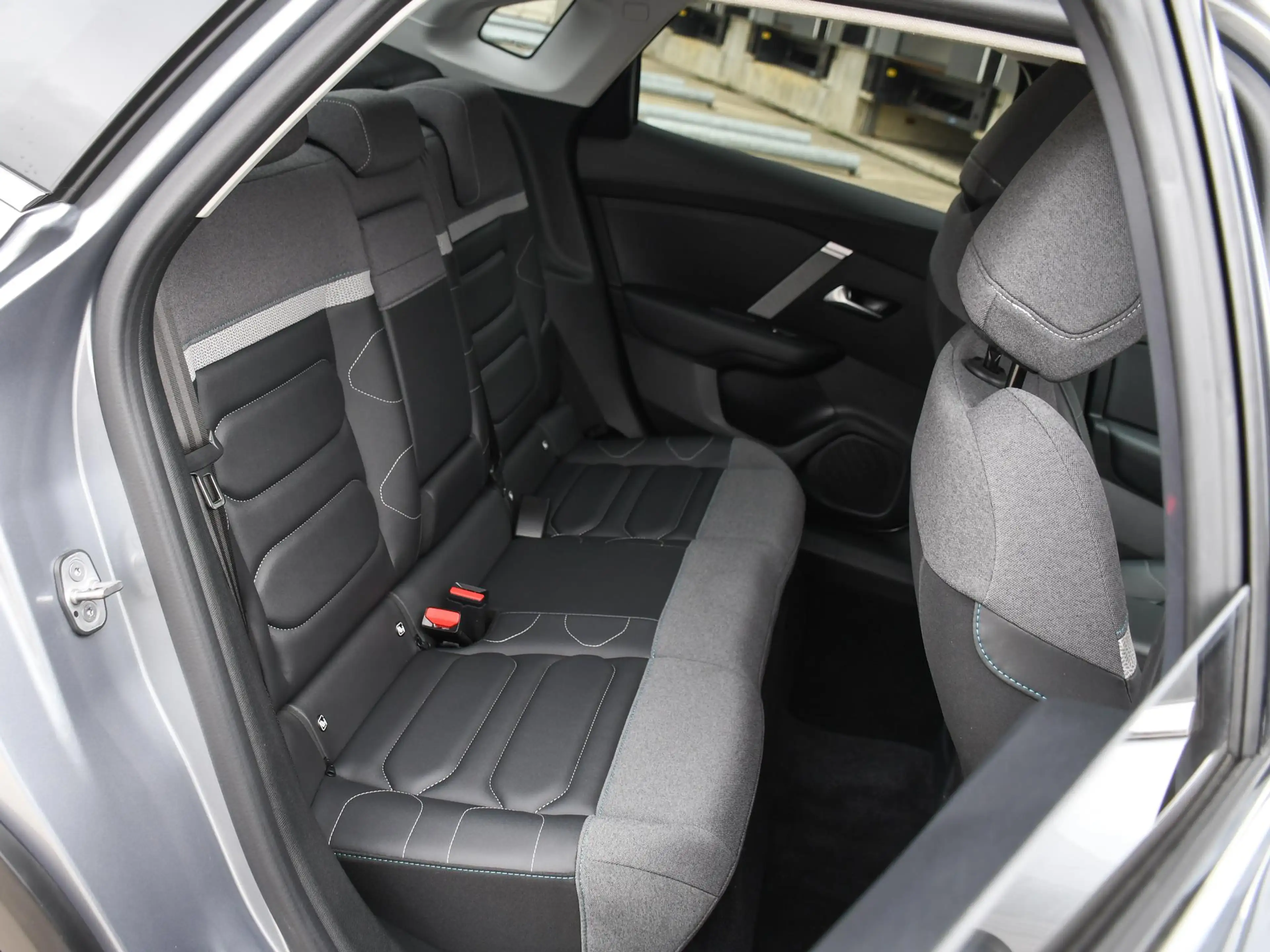 Citroen C4 X Max 1.2 Puretech 130pk Automaat DODE HOEK | ADAPT. — photo 12