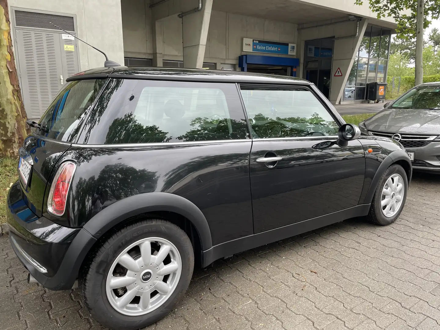 MINI One - 1